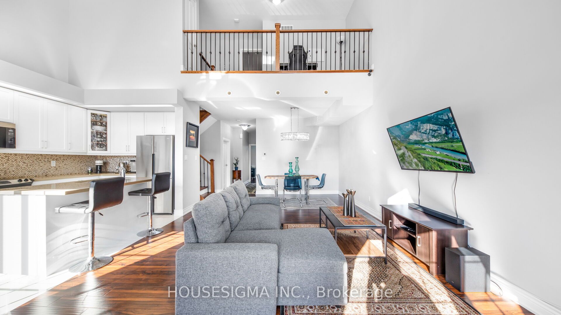 18 Lovegrove Lane Property Photo 2