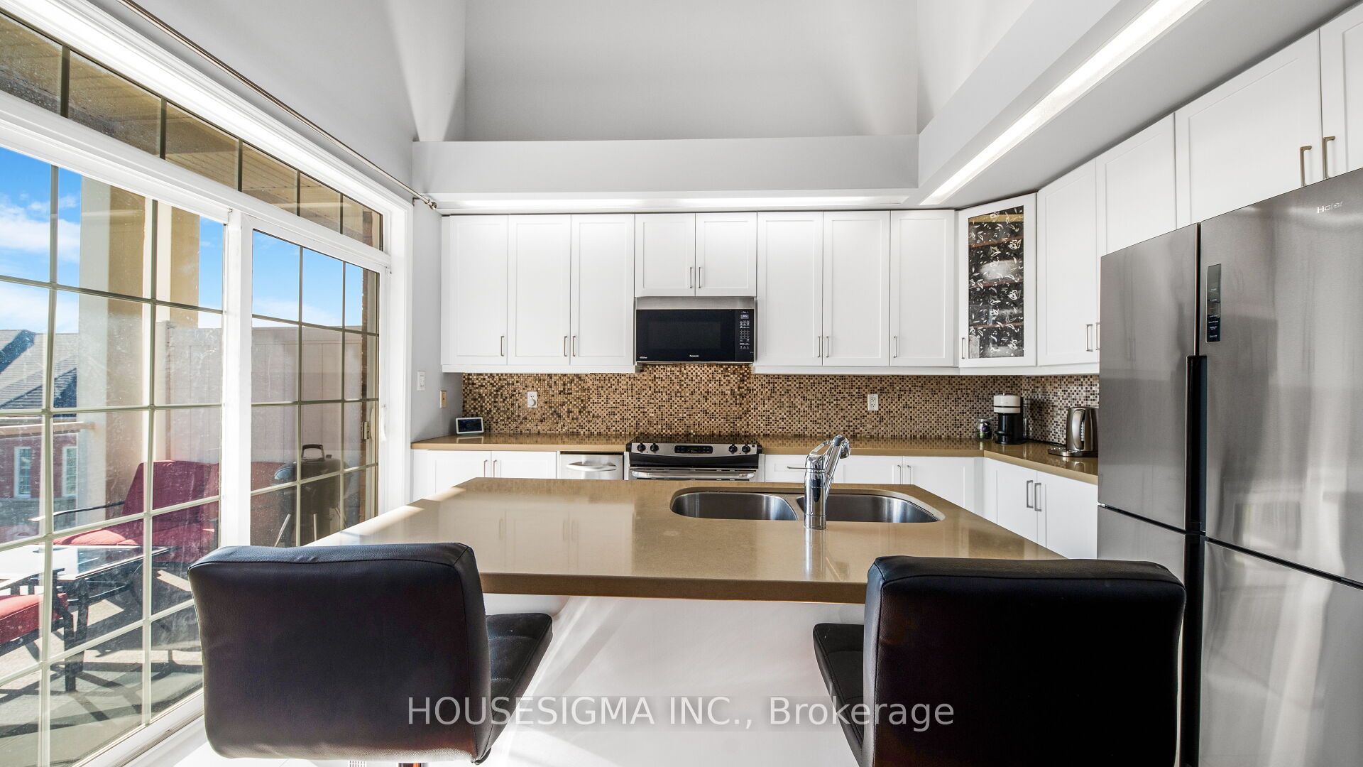 18 Lovegrove Lane Property Photo 6