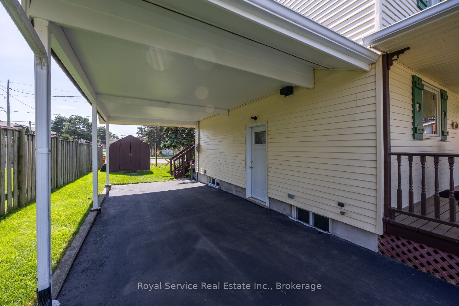 627 Whistler Drive Property Photo 9