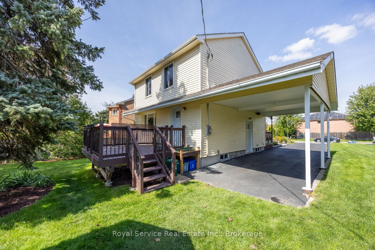 627 Whistler Drive Property Photo 10