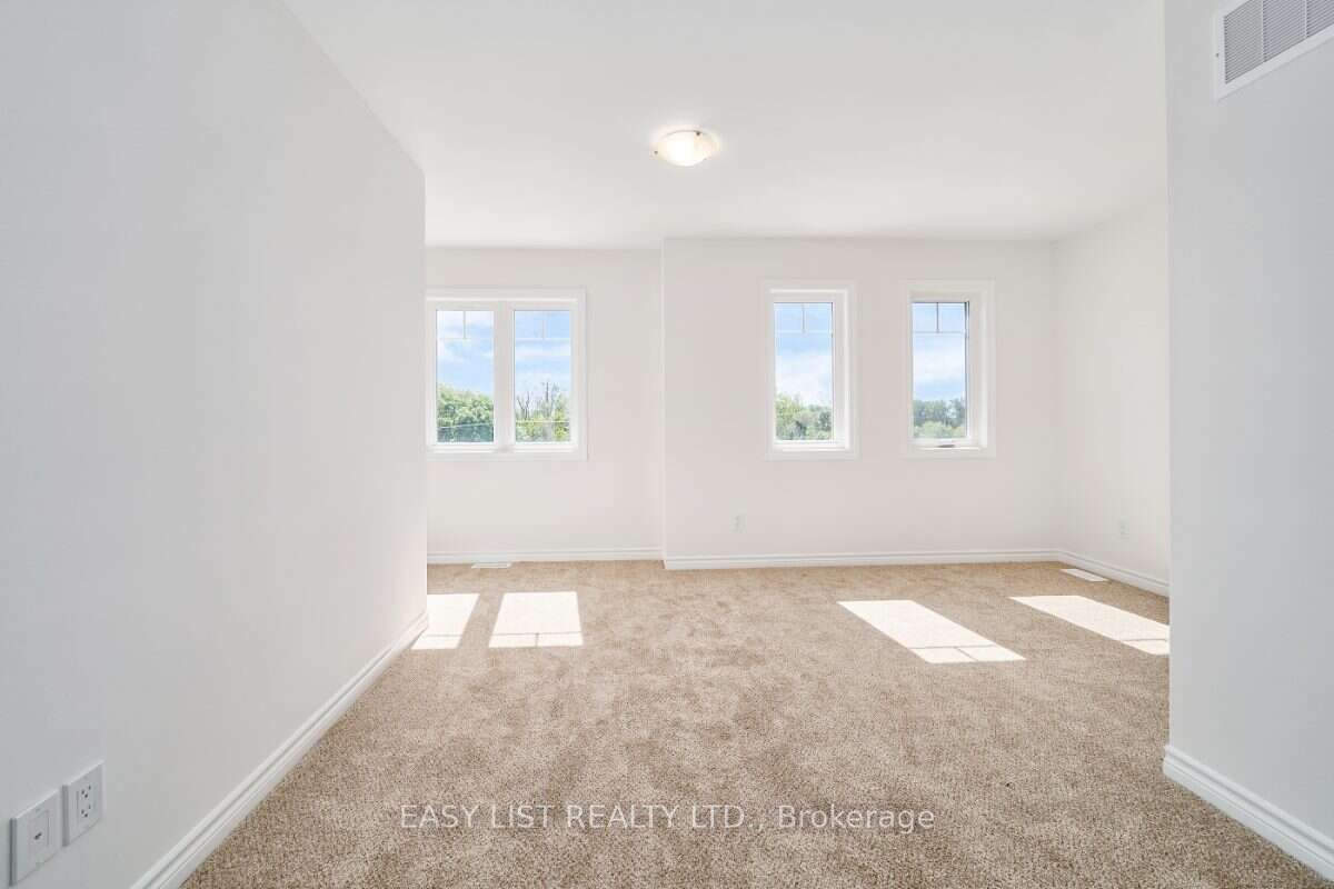 71 Addyman Crescent Property Photo 37