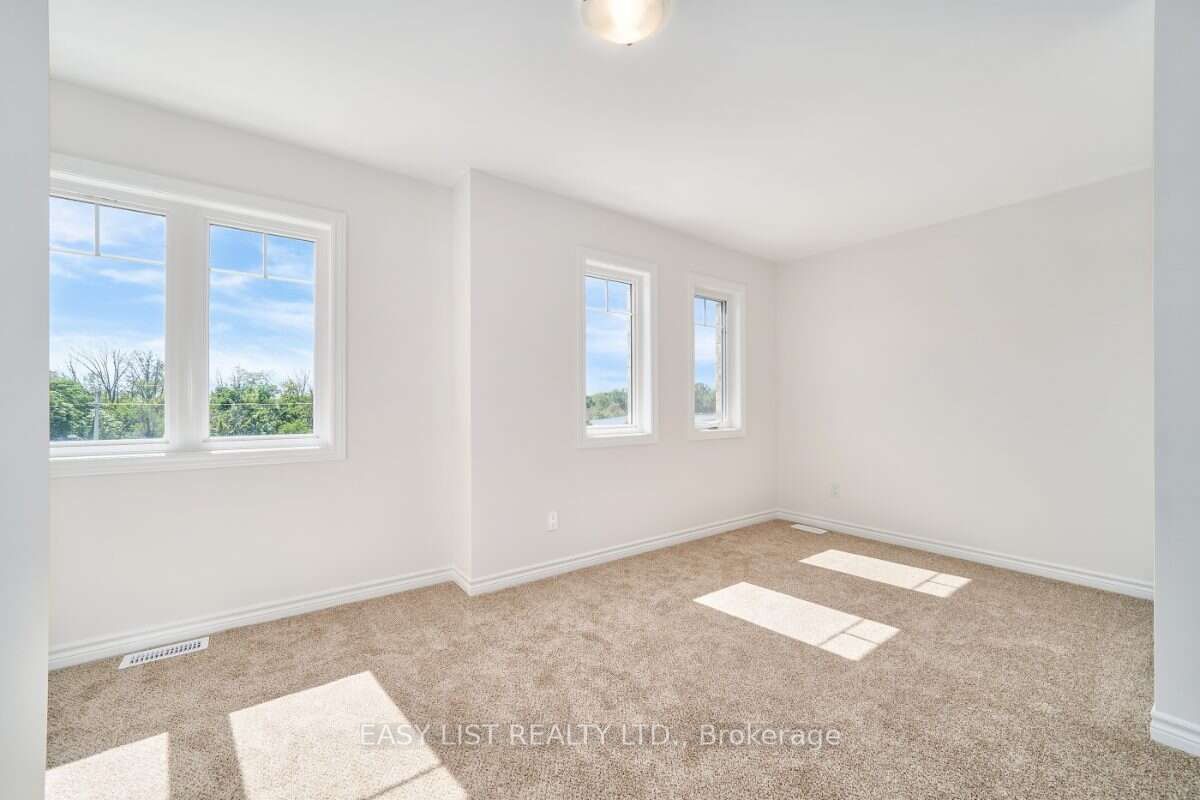 71 Addyman Crescent Property Photo 38