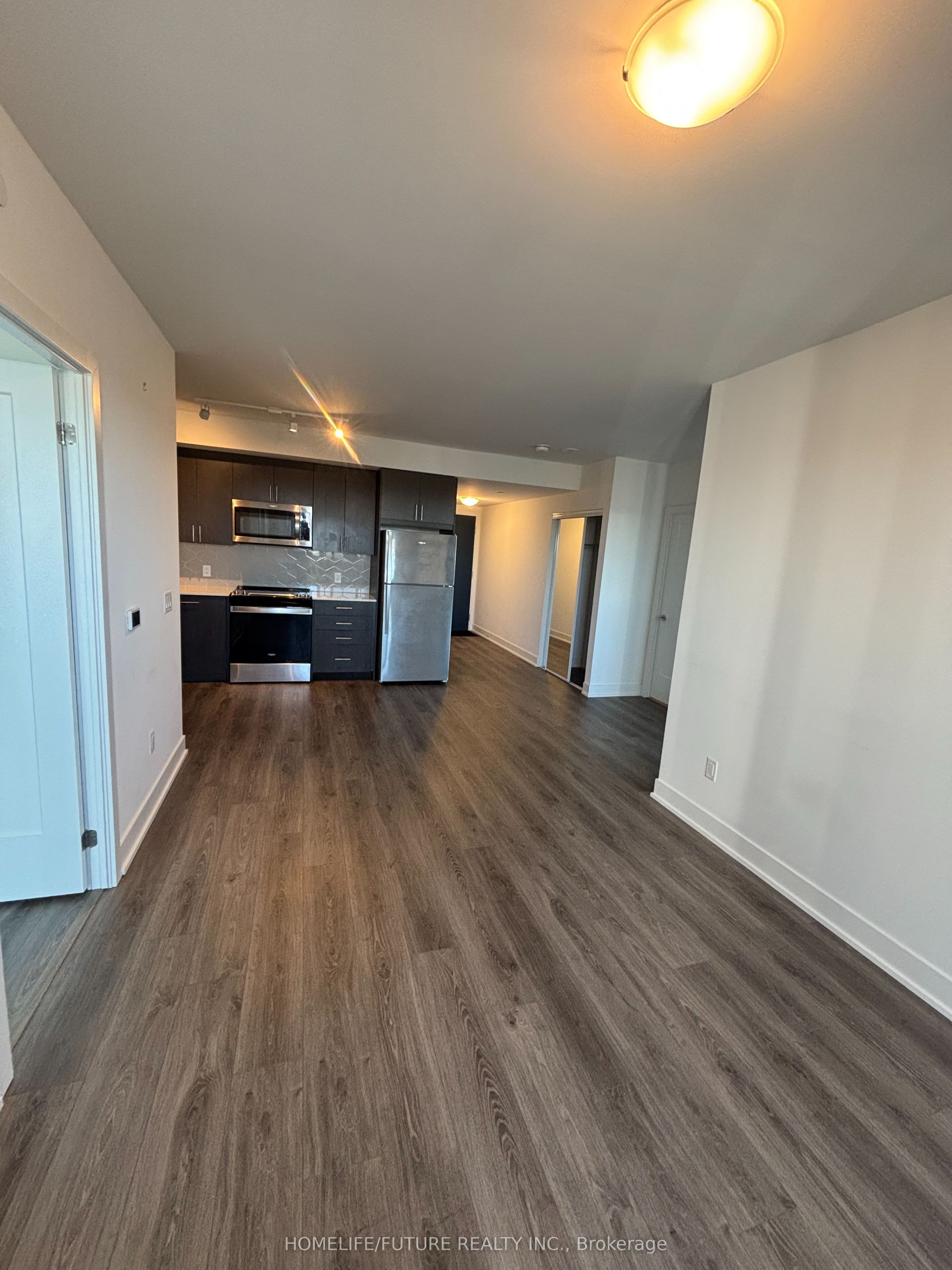 2545 Simcoe Street 1608 Property Photo 15