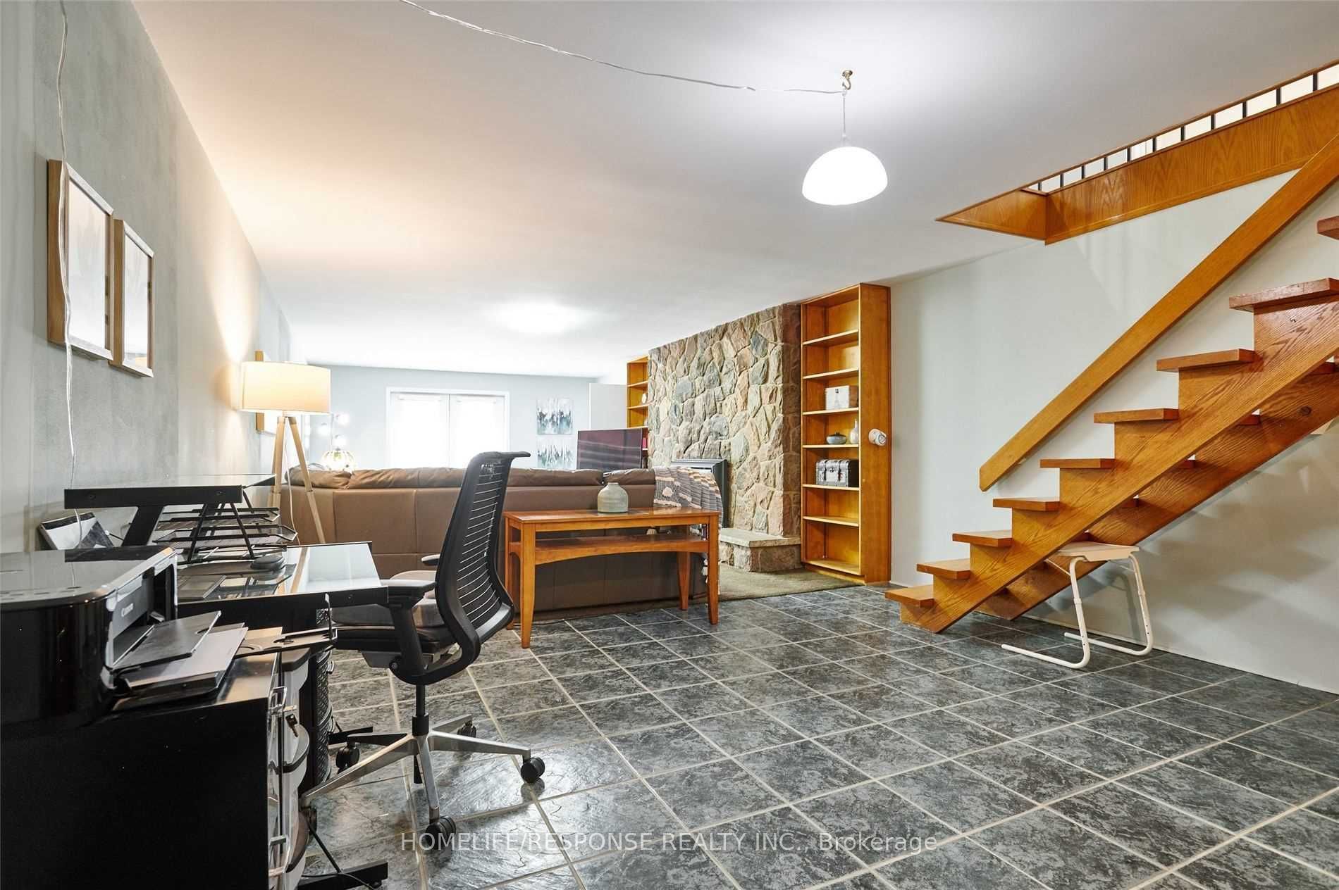 787 Sheppard Avenue Property Photo 12