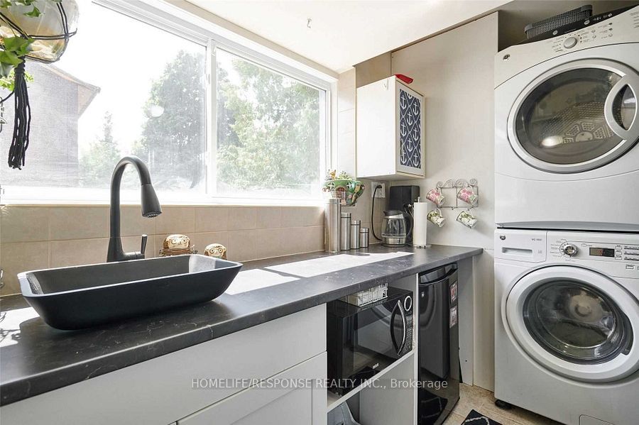 787 Sheppard Avenue Property Photo 16
