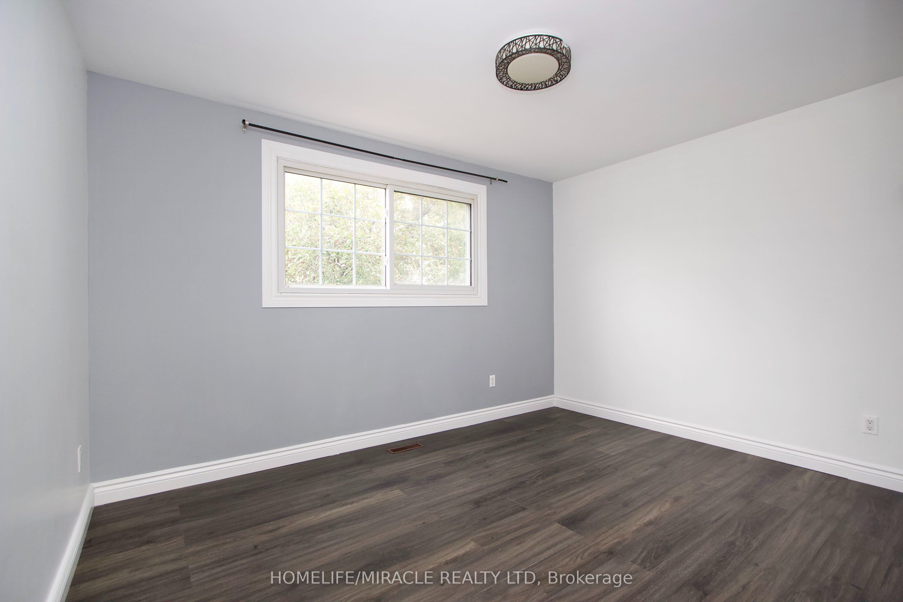 14 Pilkington Crescent Property Photo 12