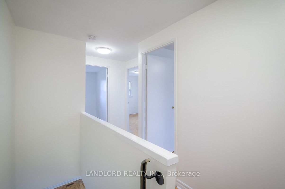 2830 Midland Avenue 50 Property Photo 10