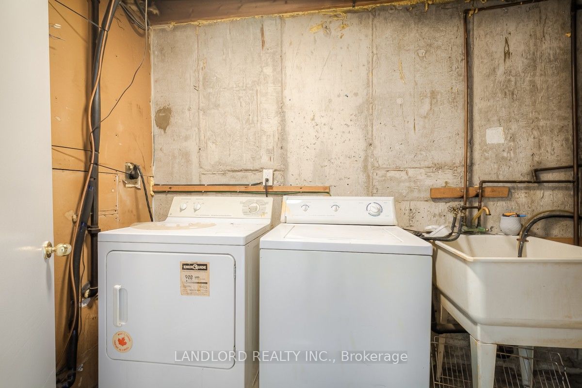2830 Midland Avenue 50 Property Photo 17