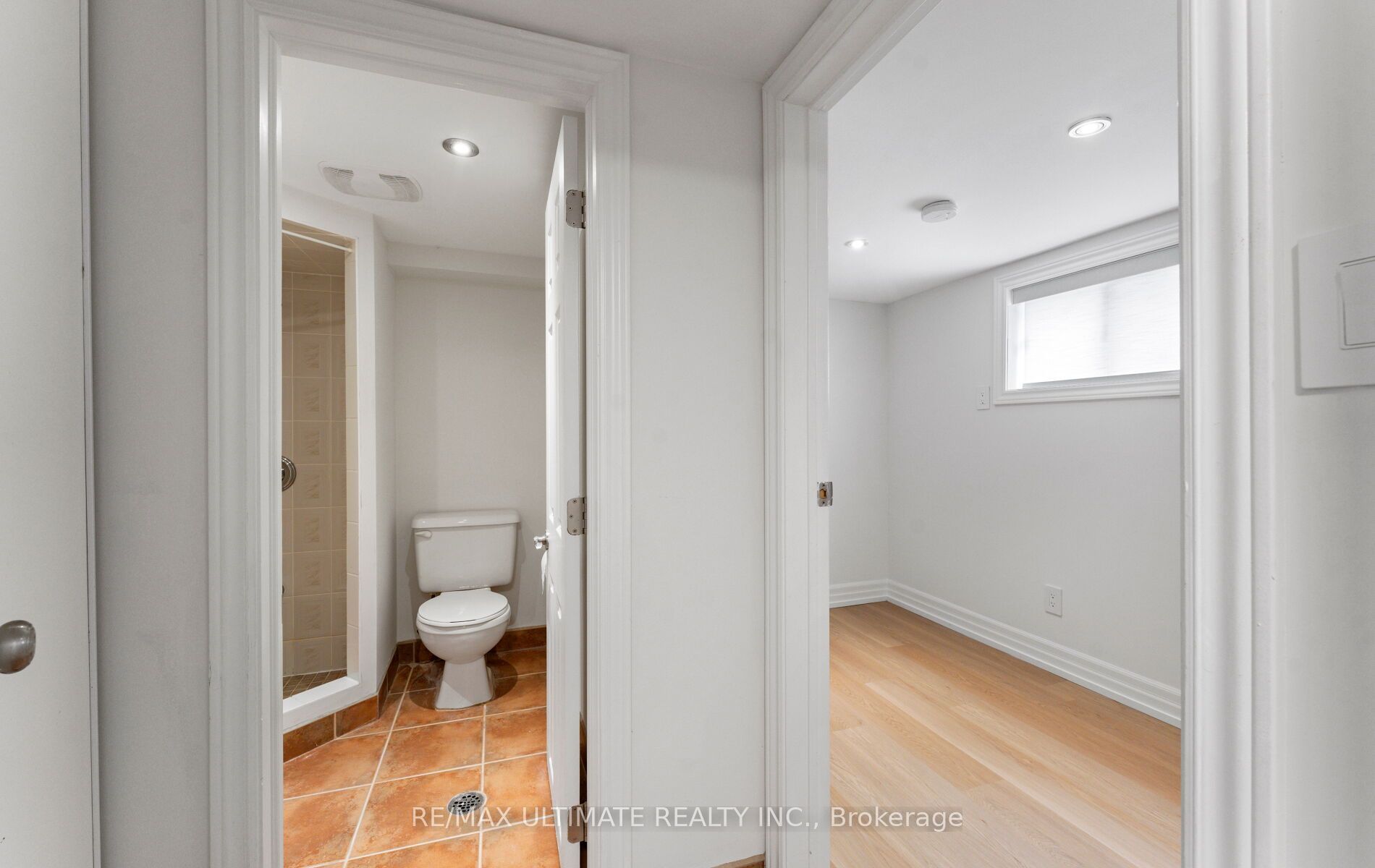 906 Logan Avenue Property Photo 33
