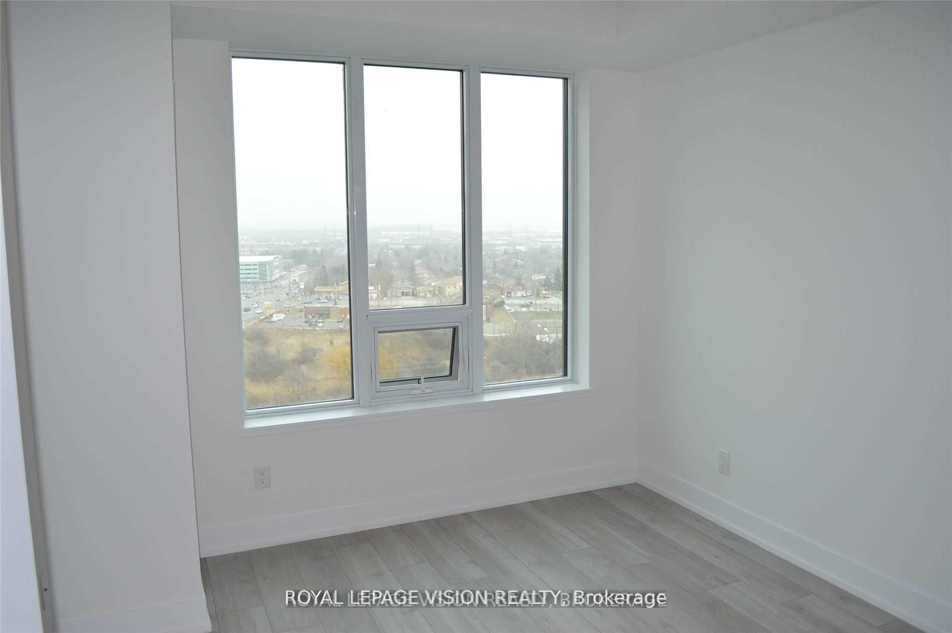 1215 Bayly Street Ph2-02 Property Photo 10