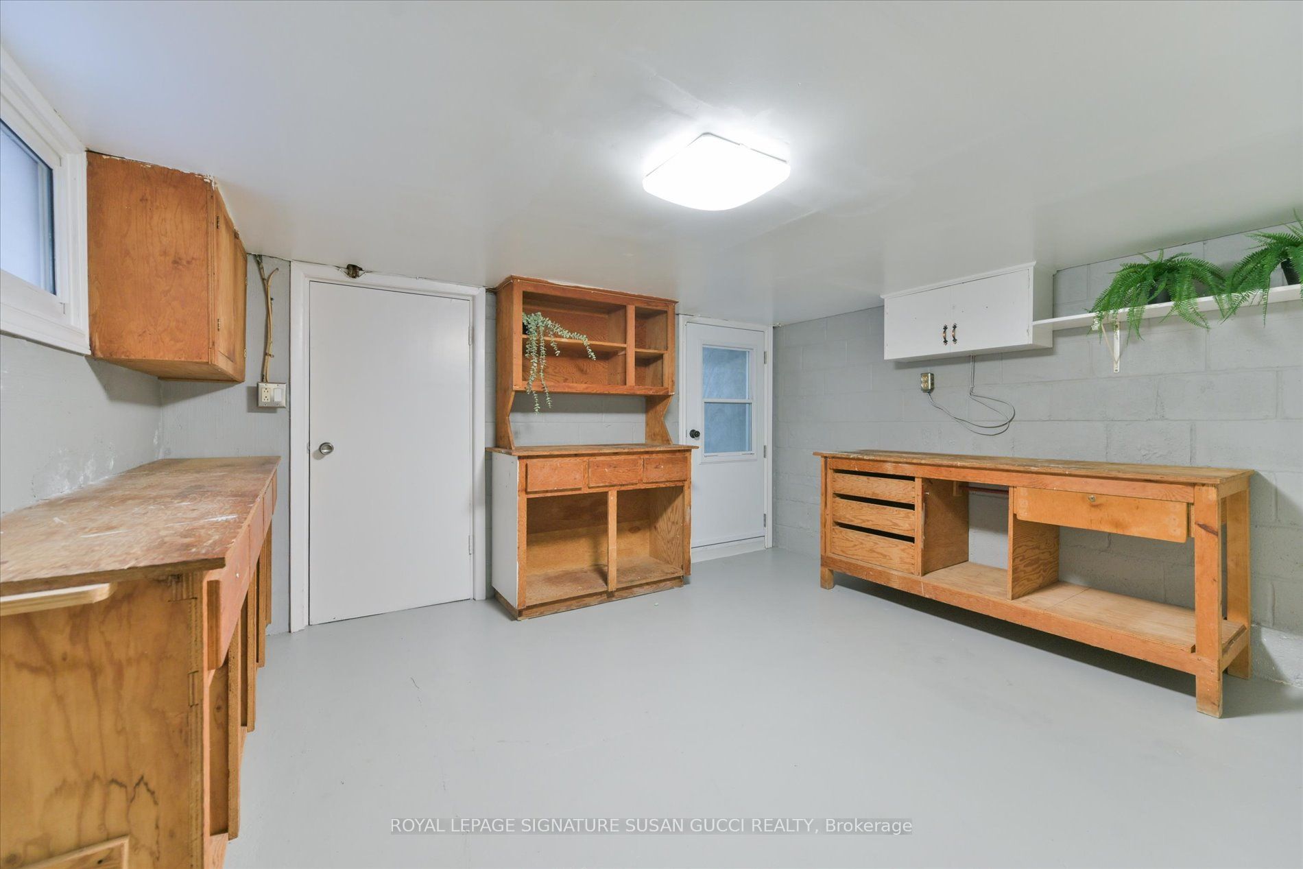 725 Sammon Avenue Property Photo 24