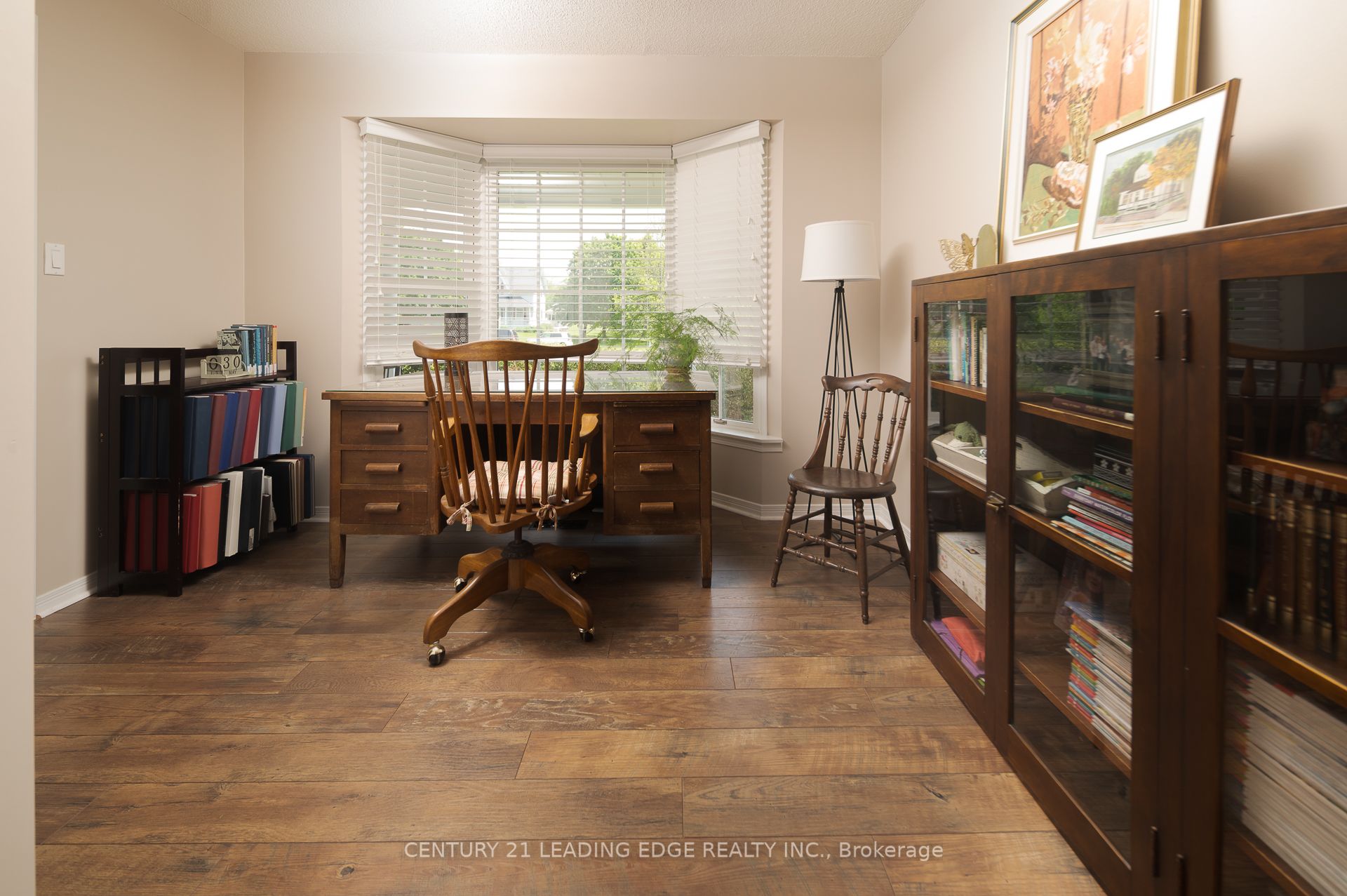5048 William Street Property Photo 20