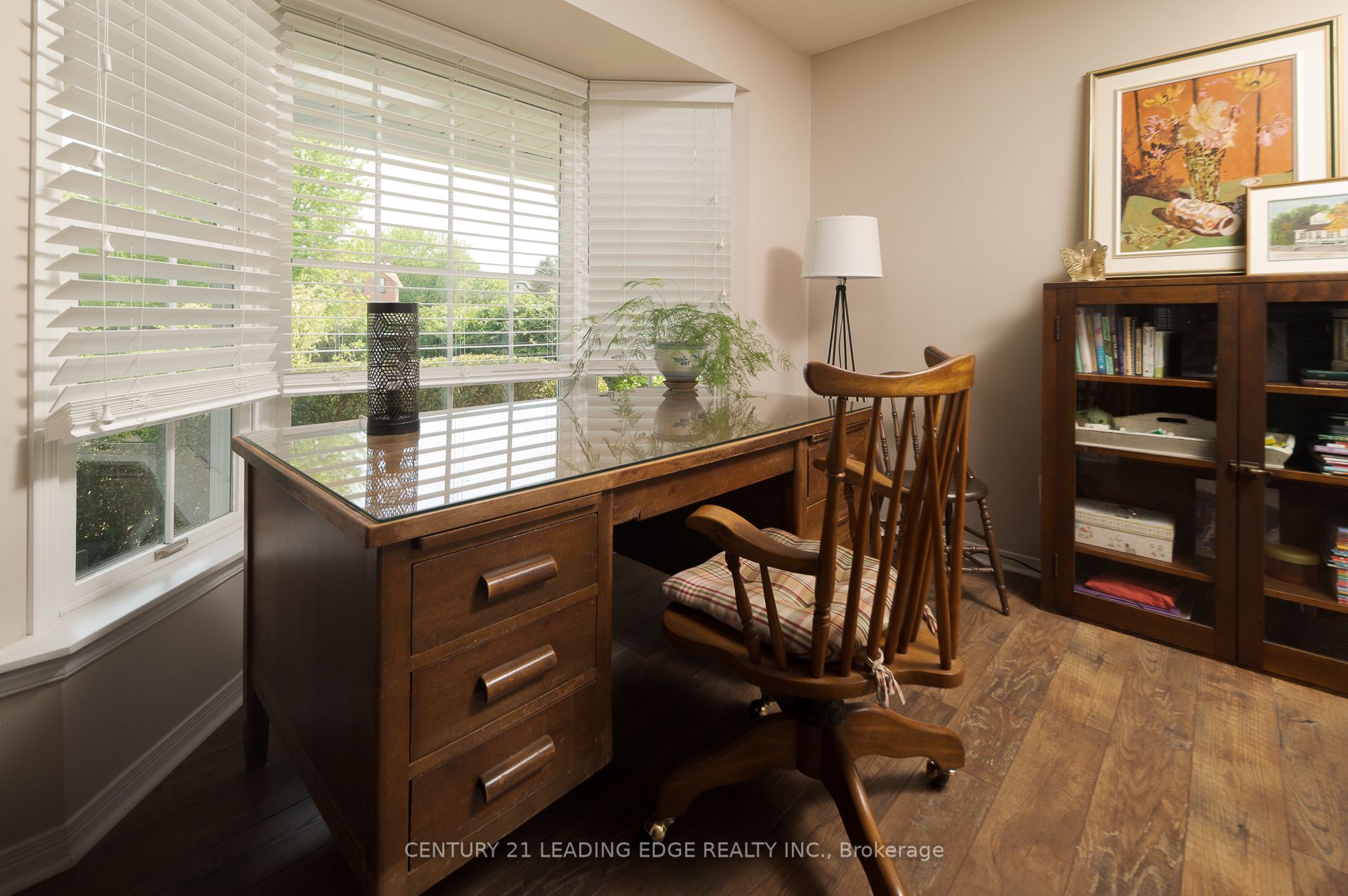 5048 William Street Property Photo 21