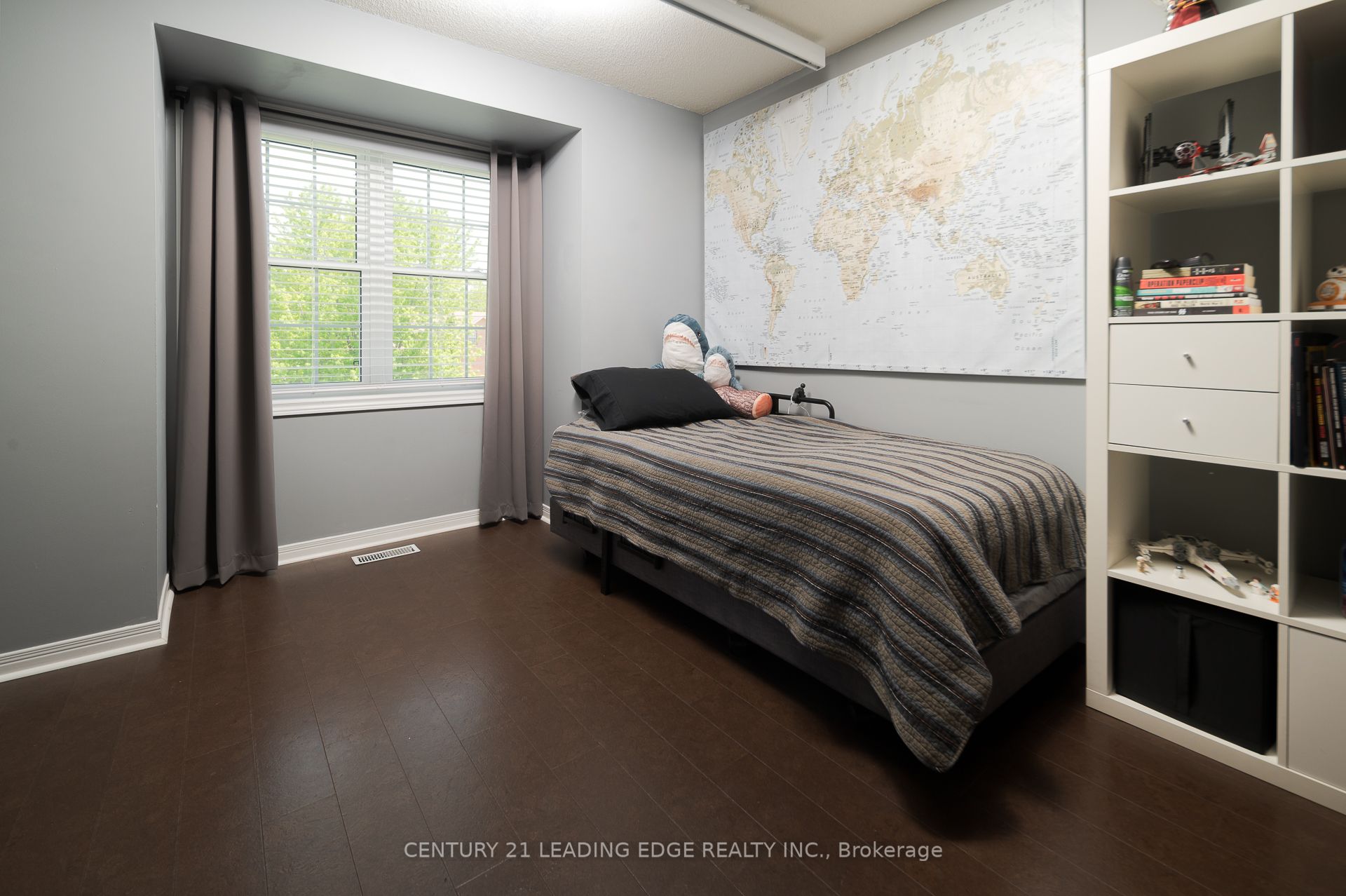 5048 William Street Property Photo 27