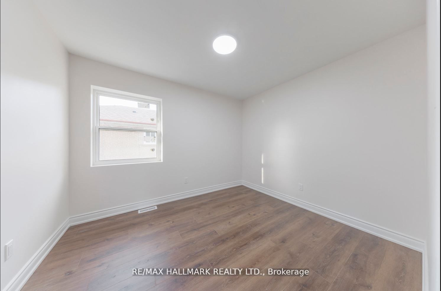39 Stansbury Crescent Upper Property Photo 12