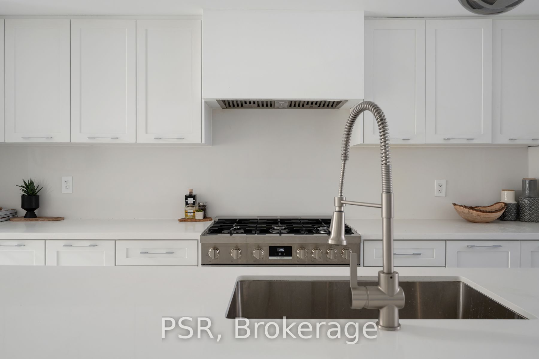 28 Livingston Road 83 Property Photo 11