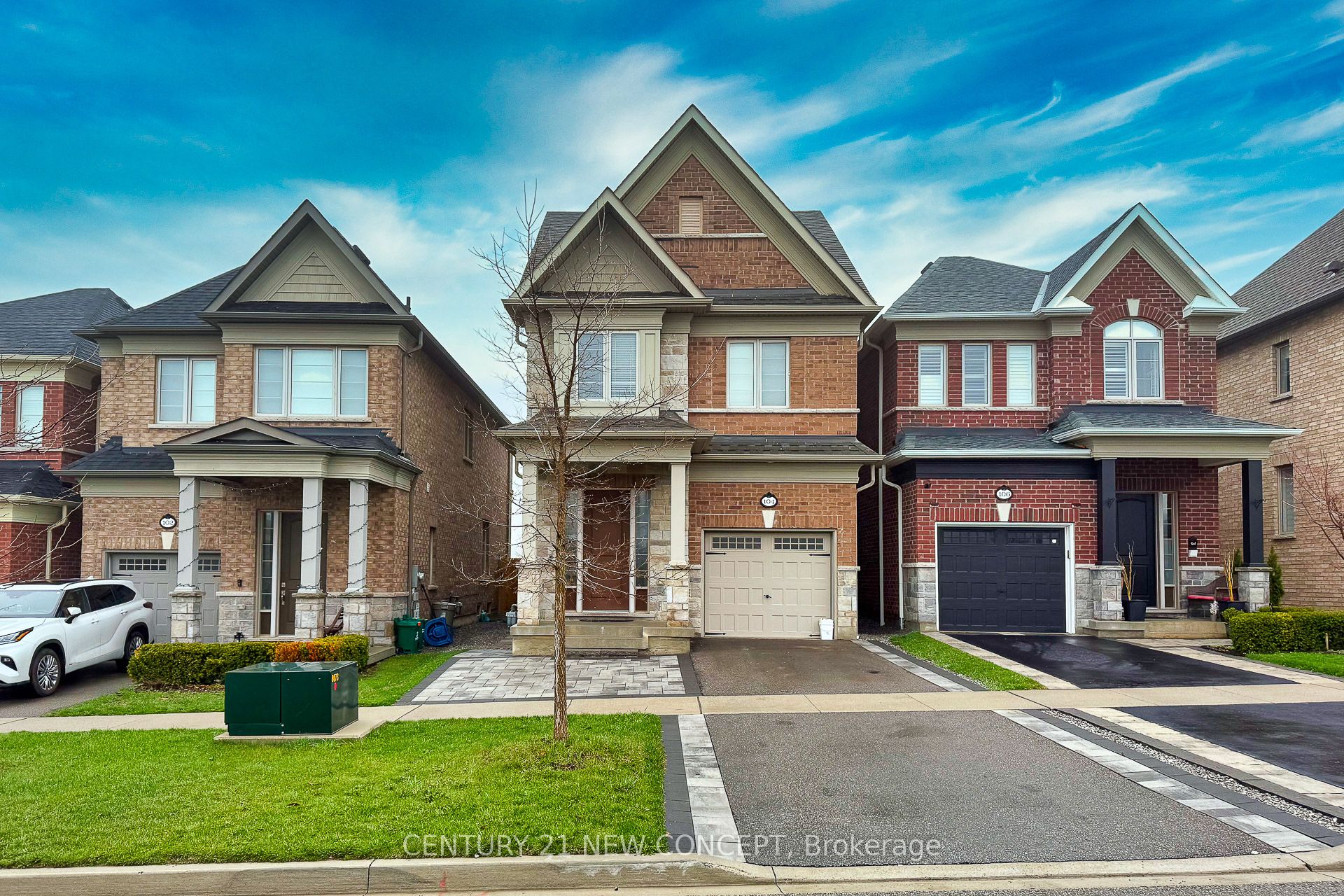 104 Christine Elliott Avenue Property Photo 1