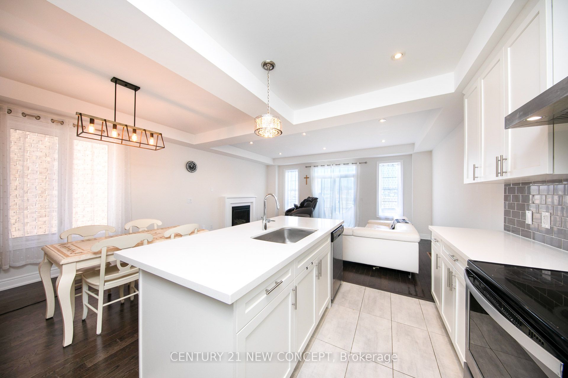 104 Christine Elliott Avenue Property Photo 12