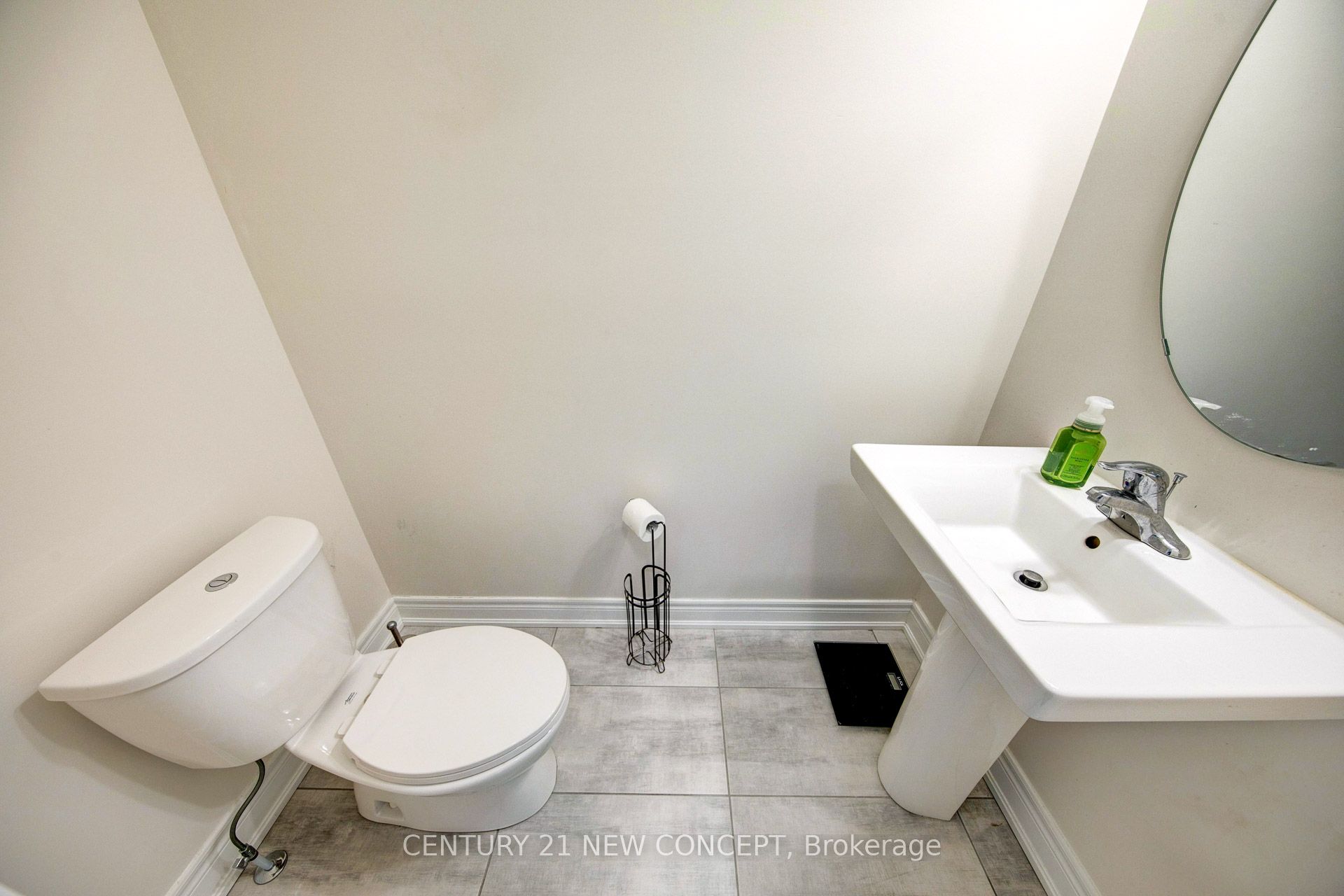 104 Christine Elliott Avenue Property Photo 16