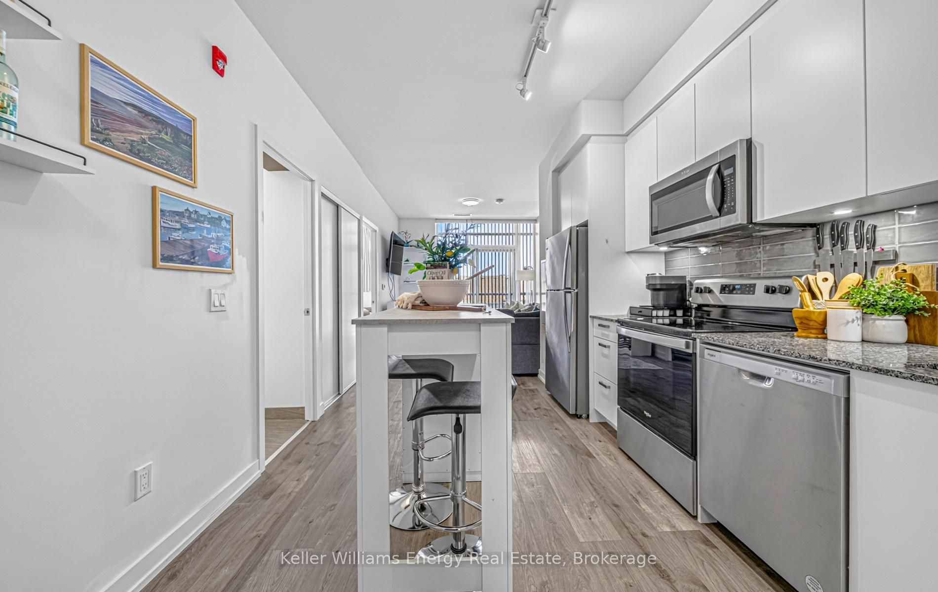 1010 Dundas Street E 301 Property Photo 8