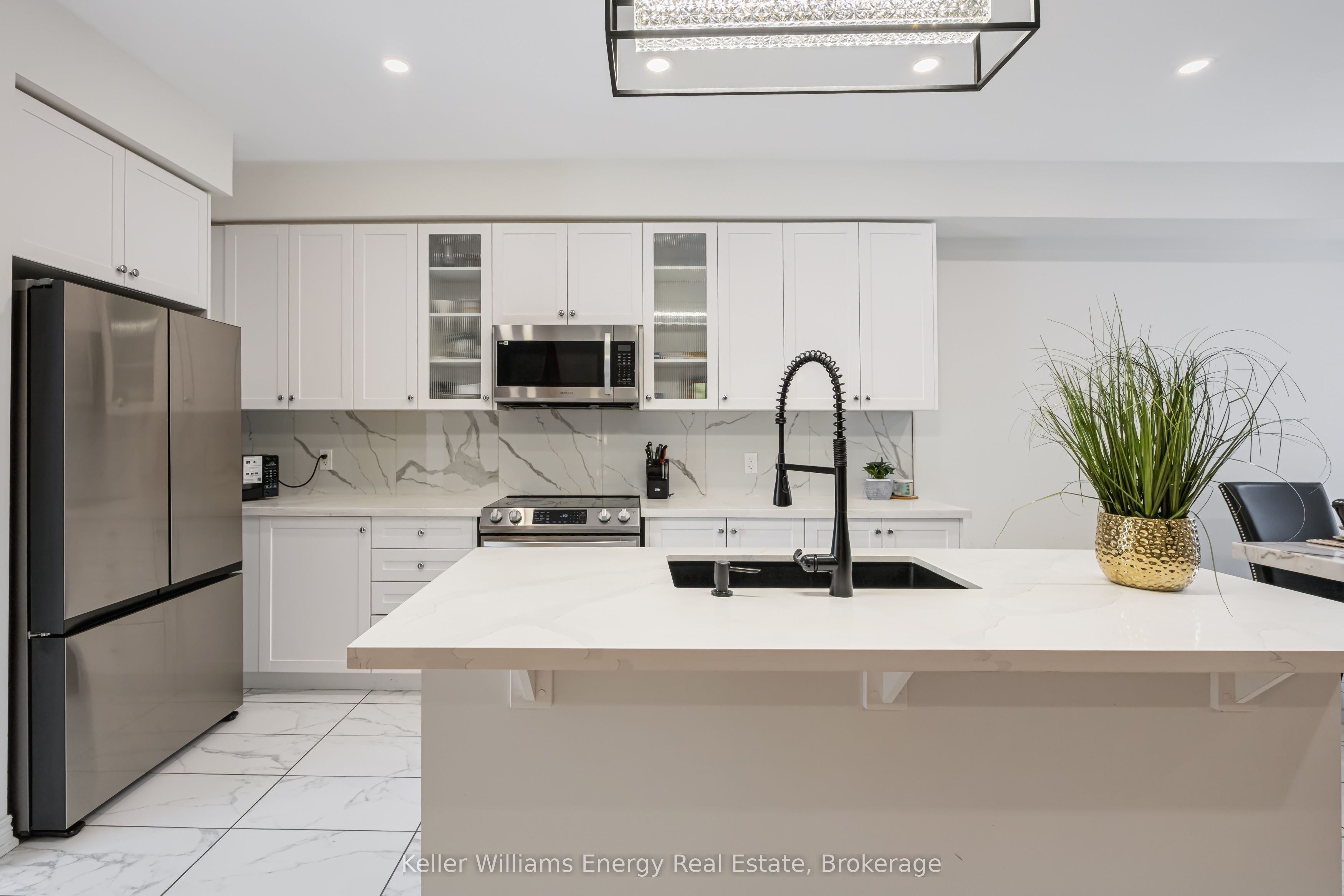 165 Coronation Road Property Photo 8