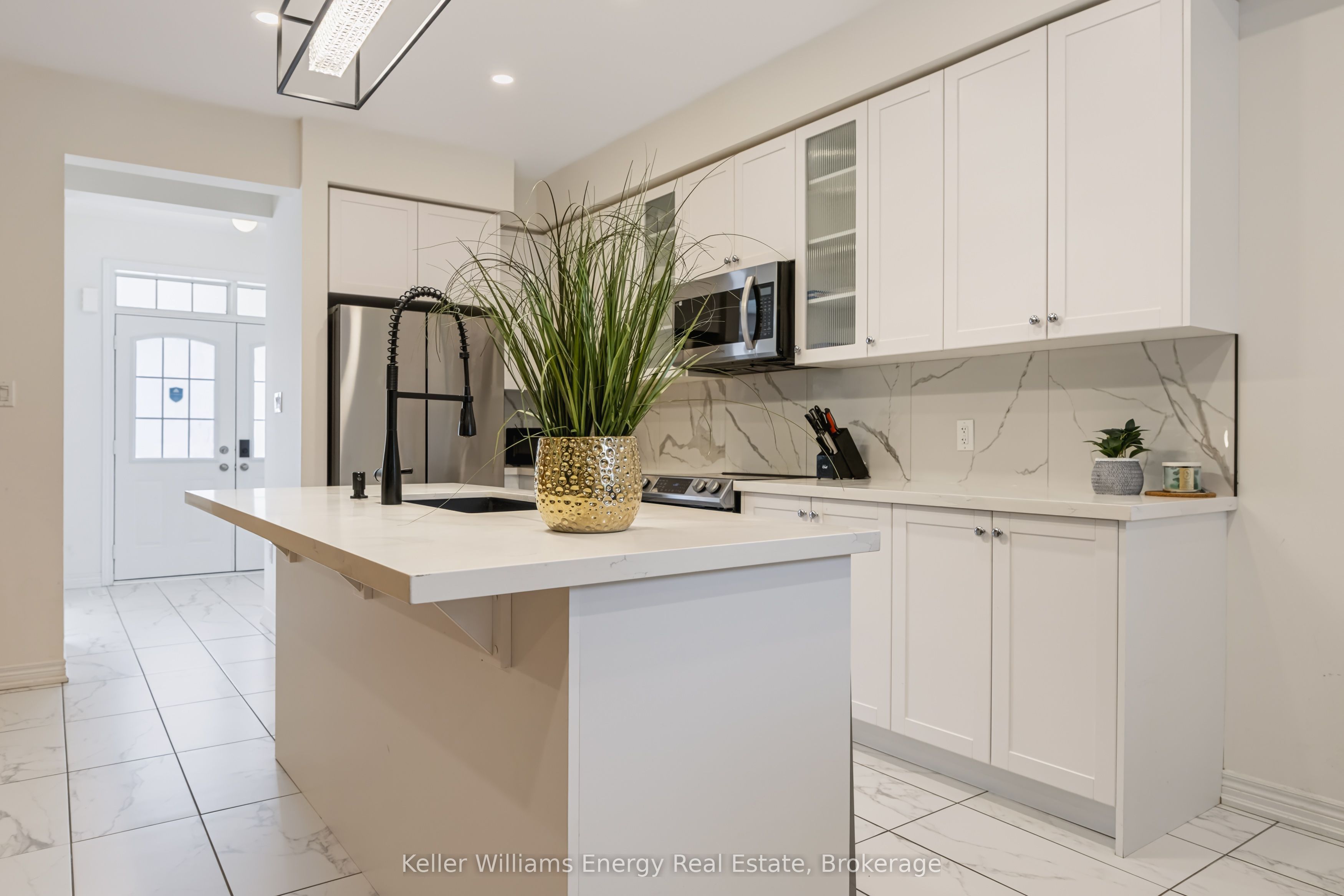 165 Coronation Road Property Photo 9