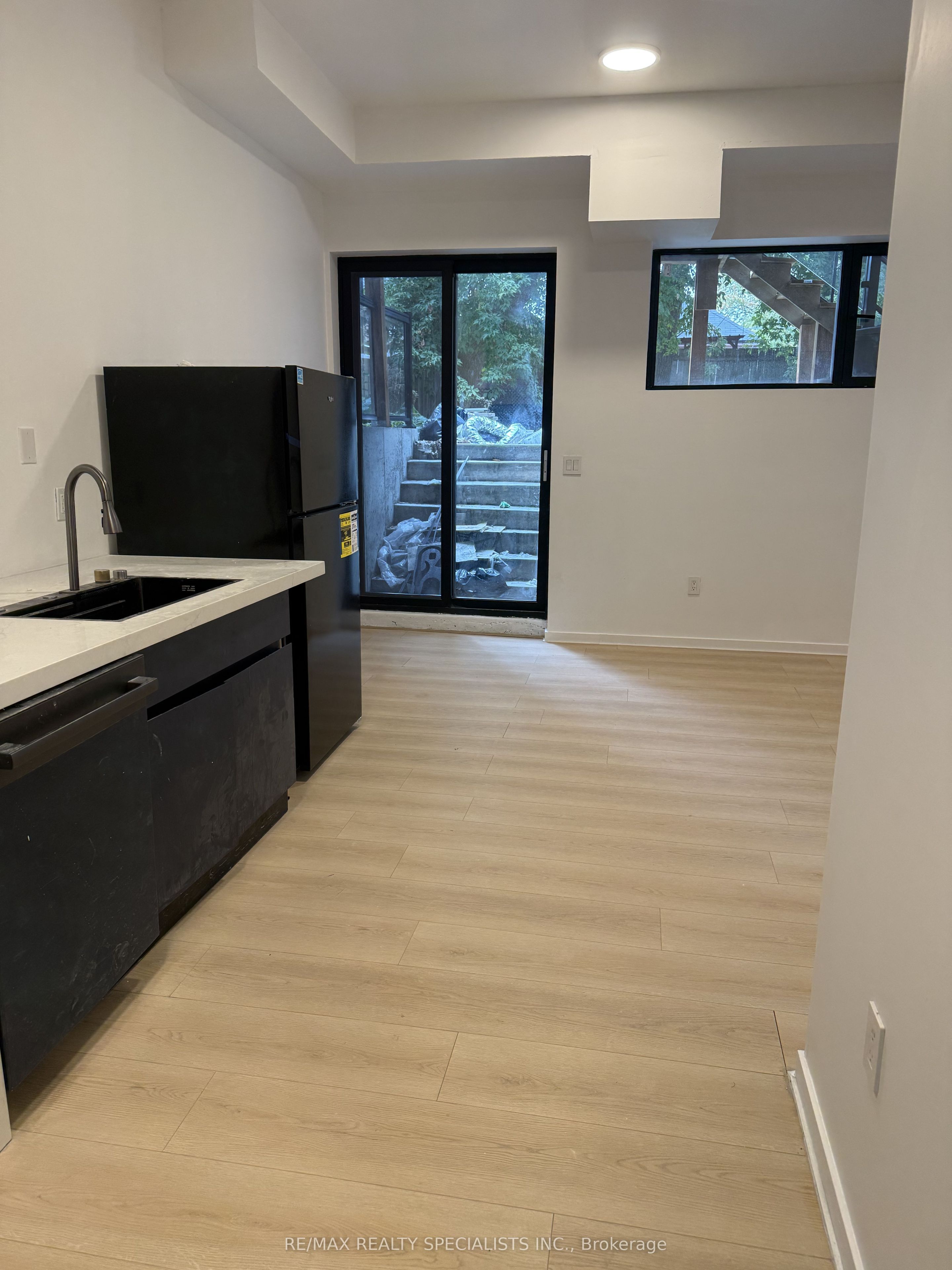 65 Bexhill Avenue Basement Property Photo 7