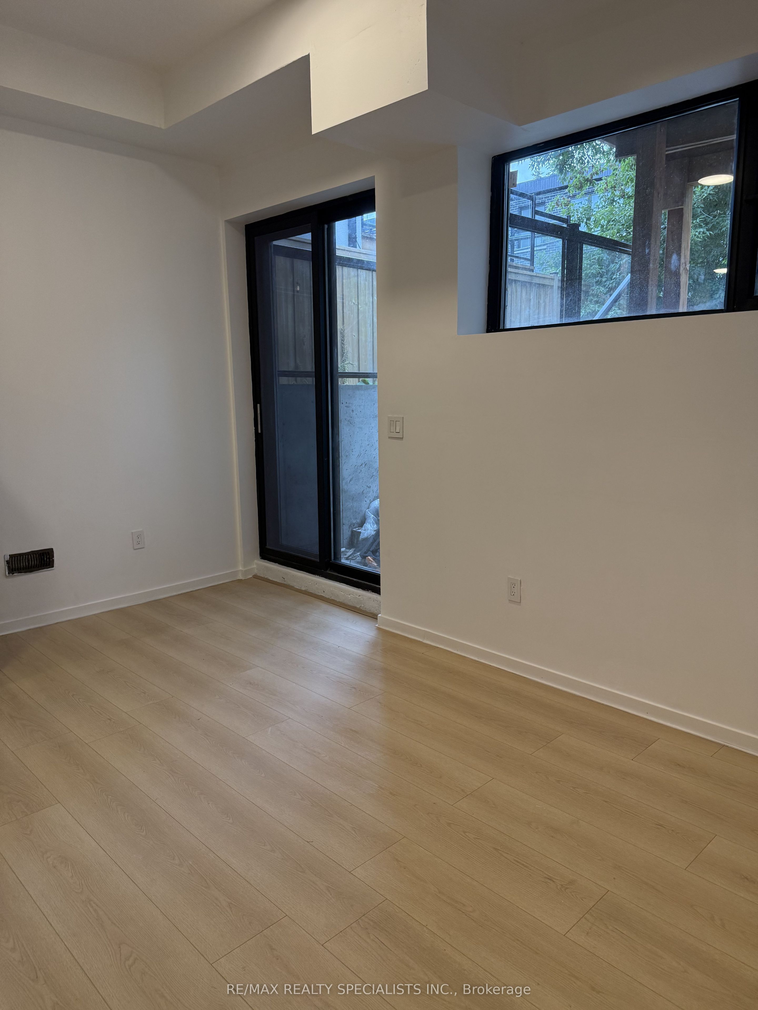 65 Bexhill Avenue Basement Property Photo 15
