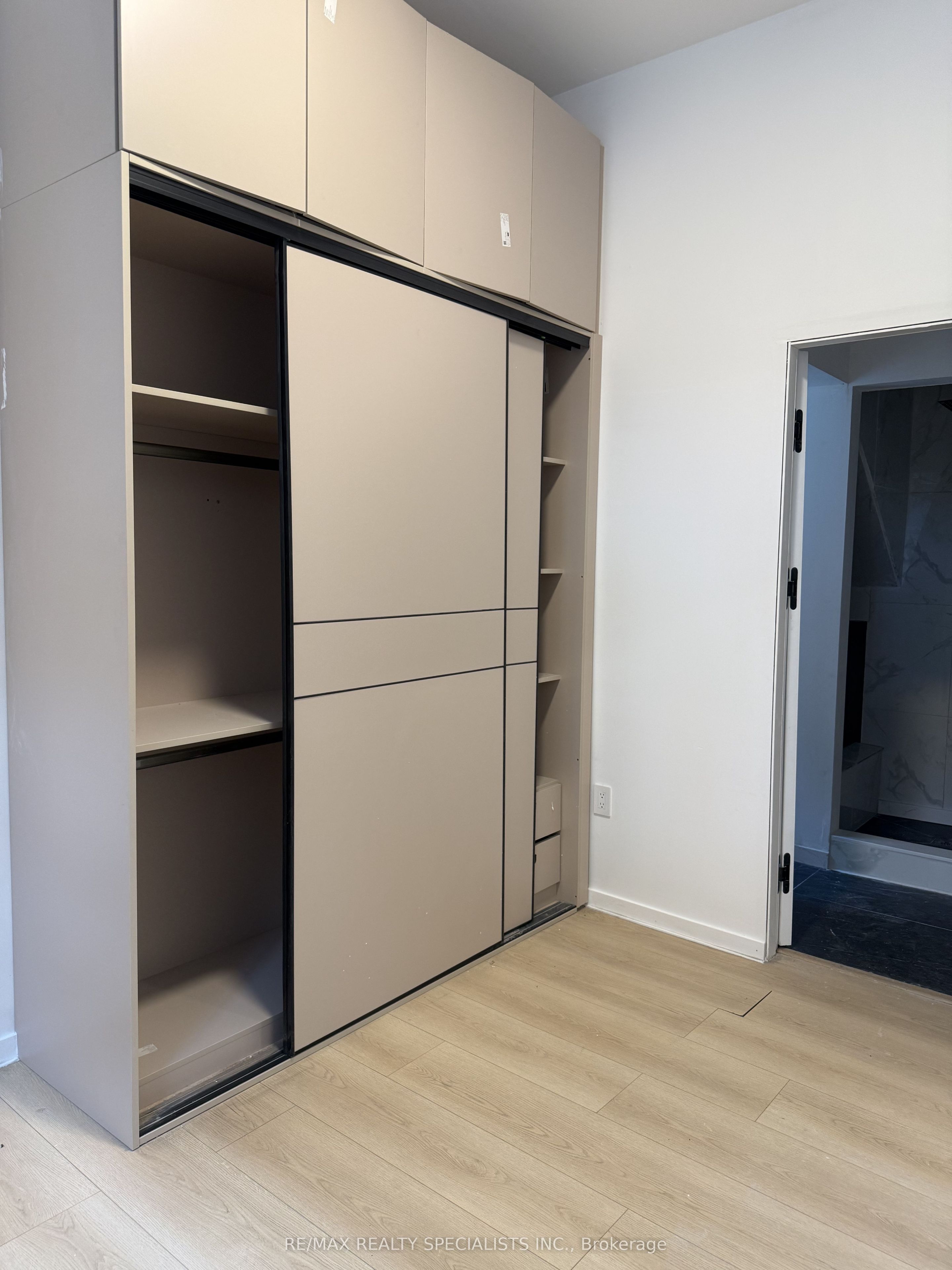 65 Bexhill Avenue Basement Property Photo 16
