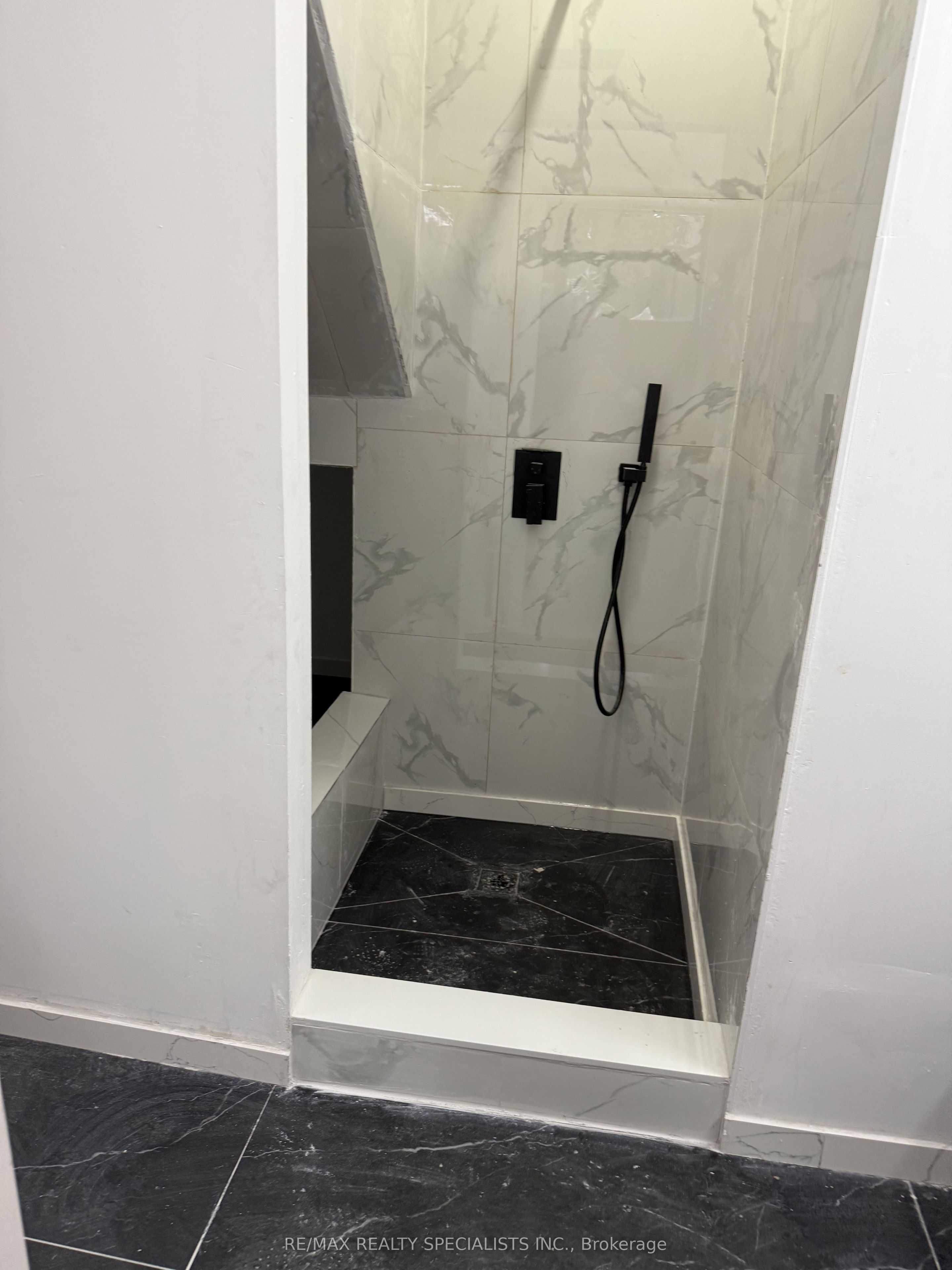 65 Bexhill Avenue Basement Property Photo 19