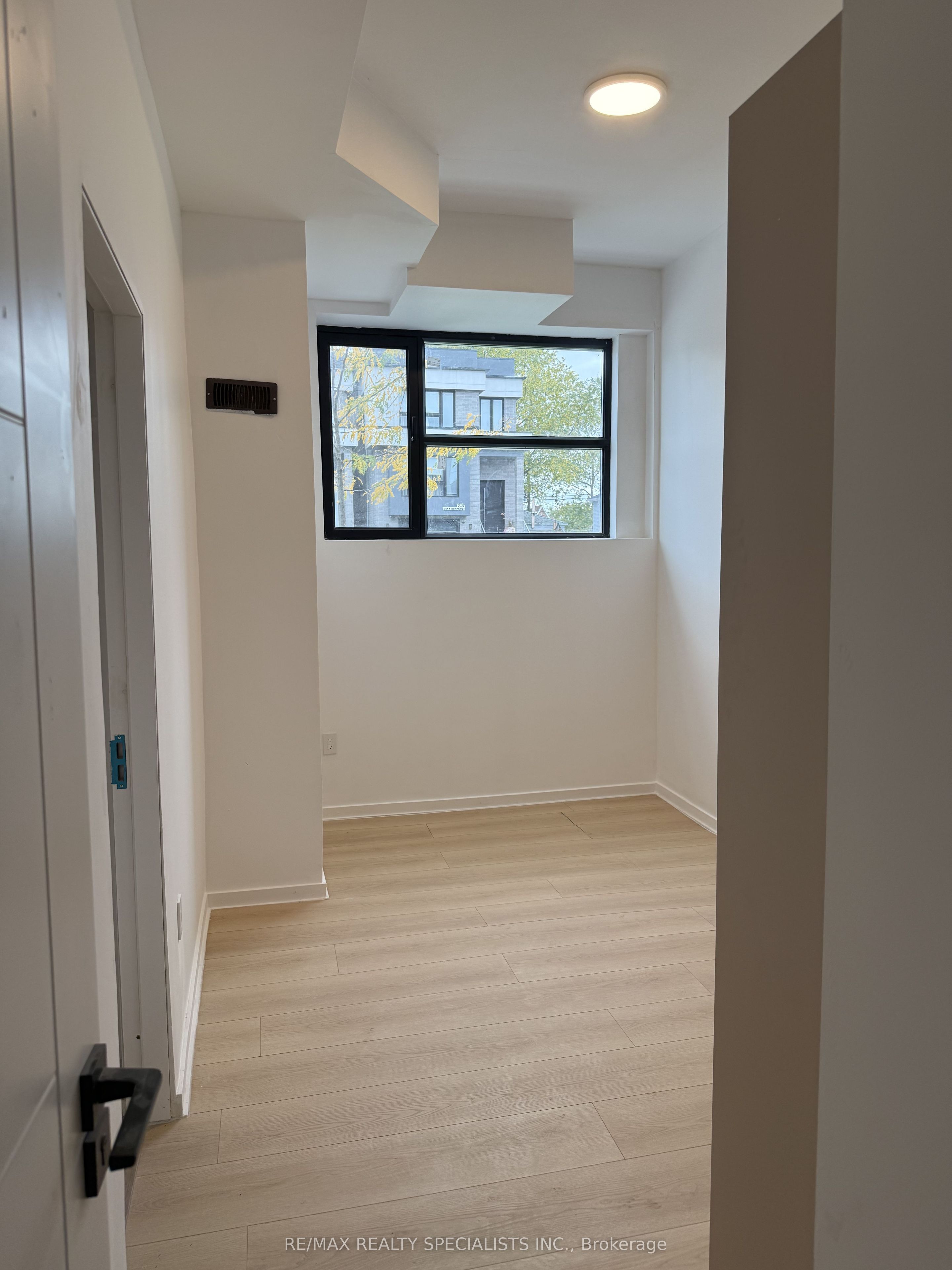 65 Bexhill Avenue Basement Property Photo 24
