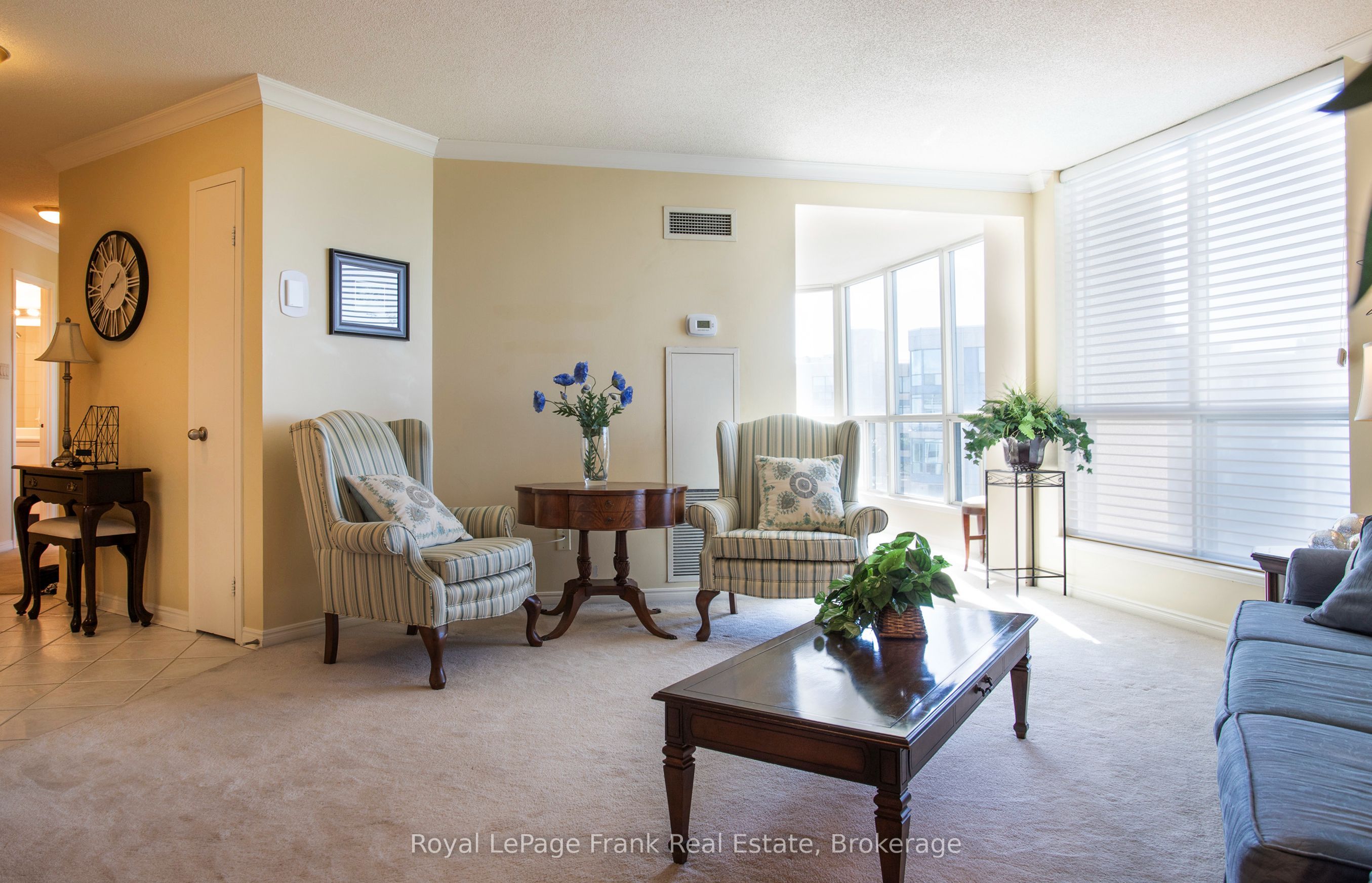 360 Watson Street W 1103 Property Photo 7