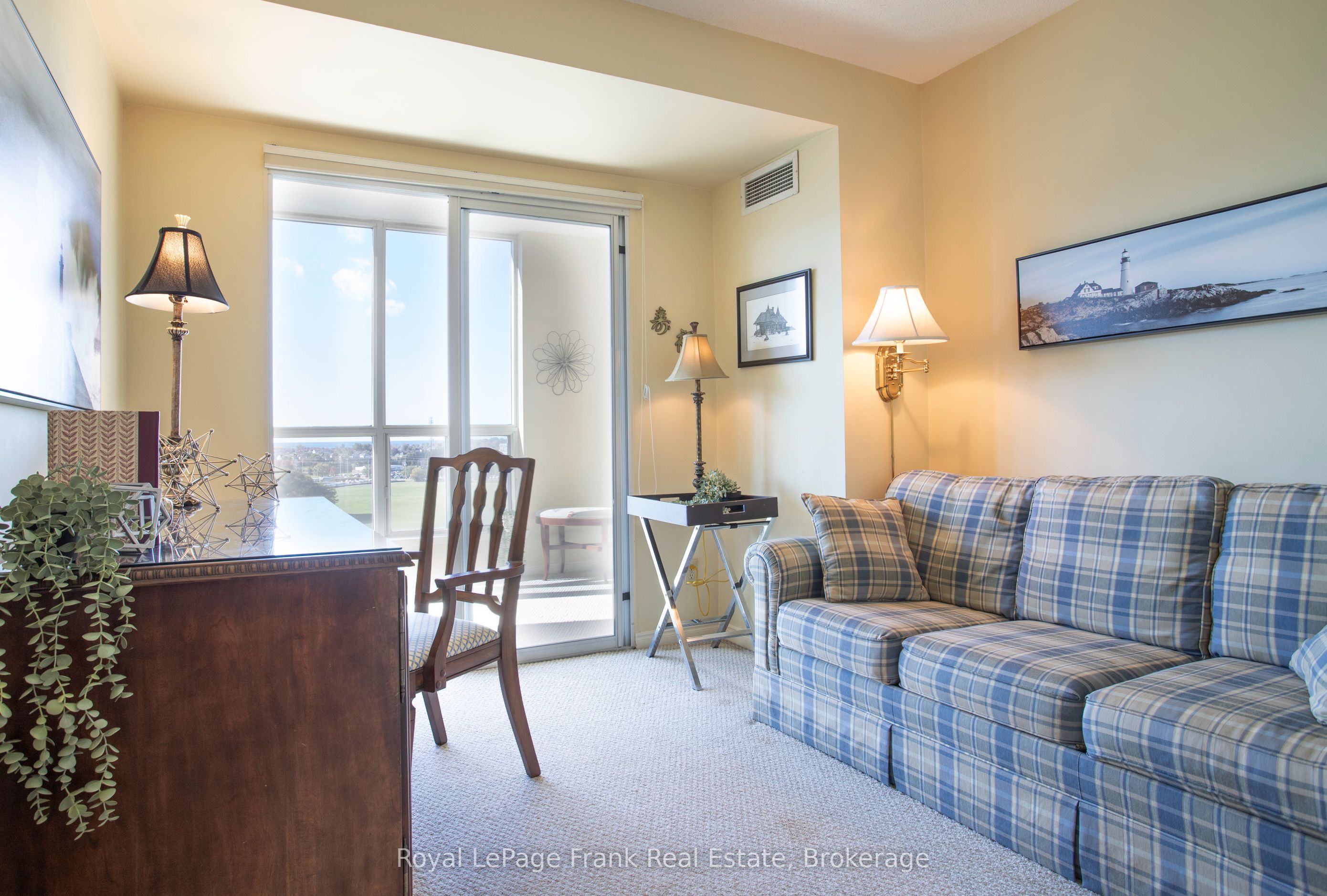 360 Watson Street W 1103 Property Photo 26