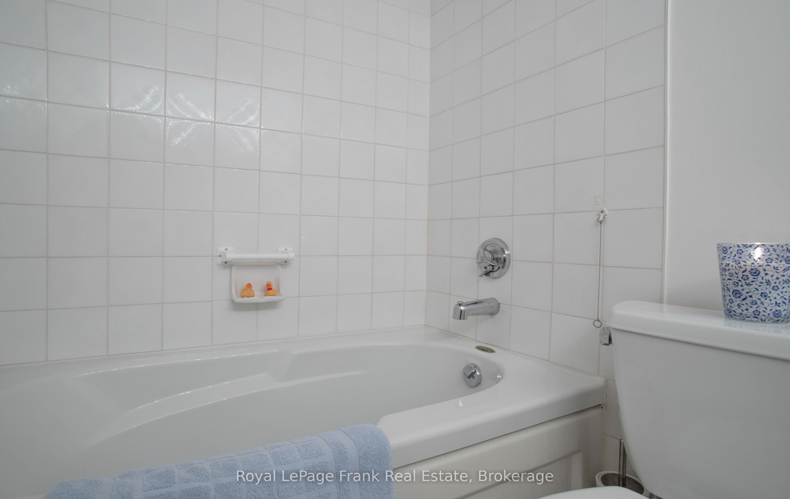 360 Watson Street W 1103 Property Photo 34