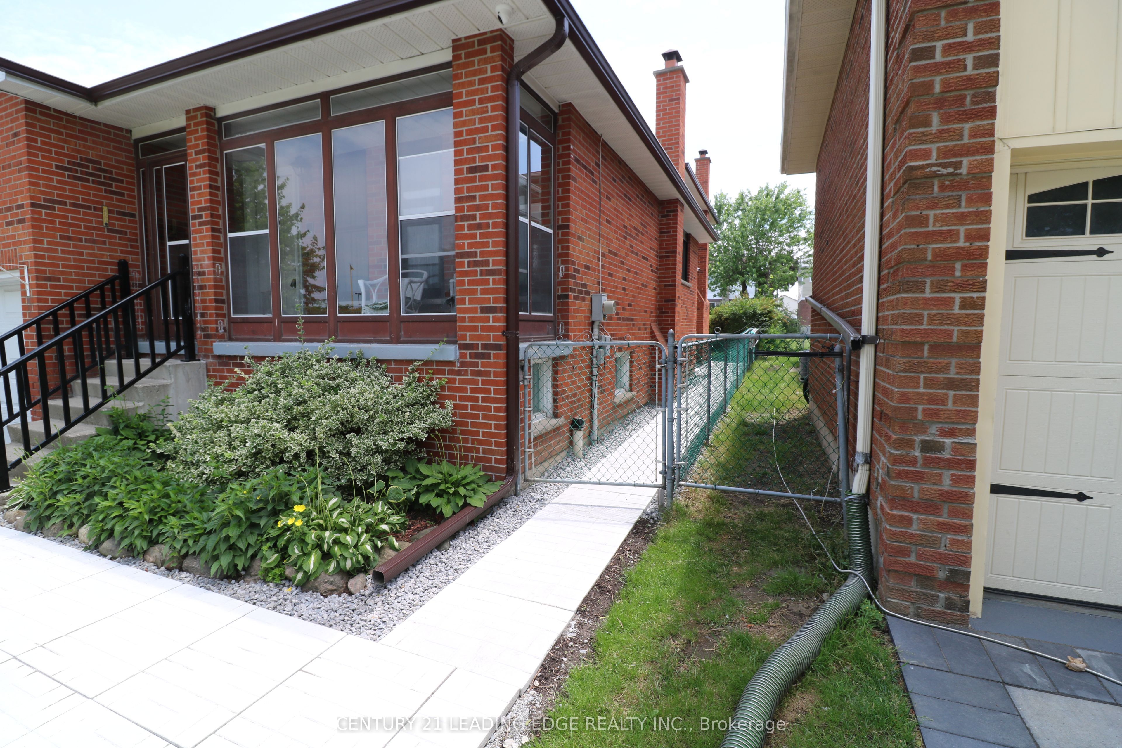 263 Ingleton Boulevard Bsmt Property Photo 2