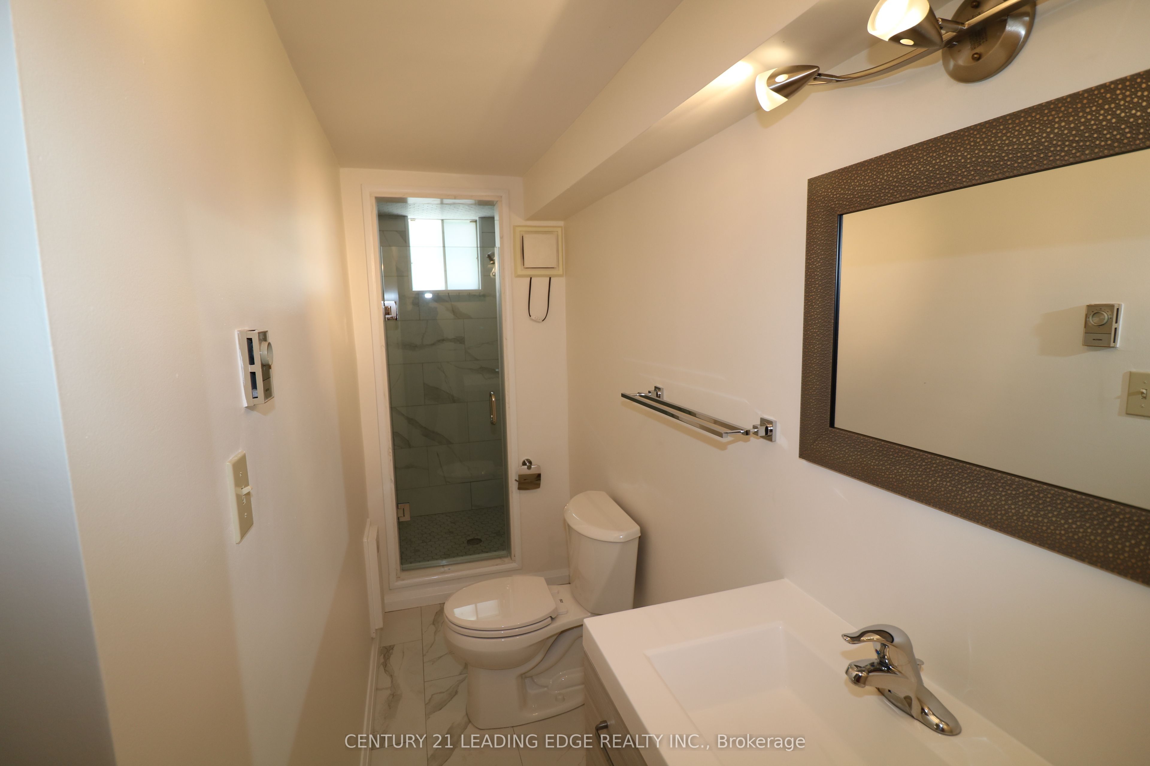 263 Ingleton Boulevard Bsmt Property Photo 10