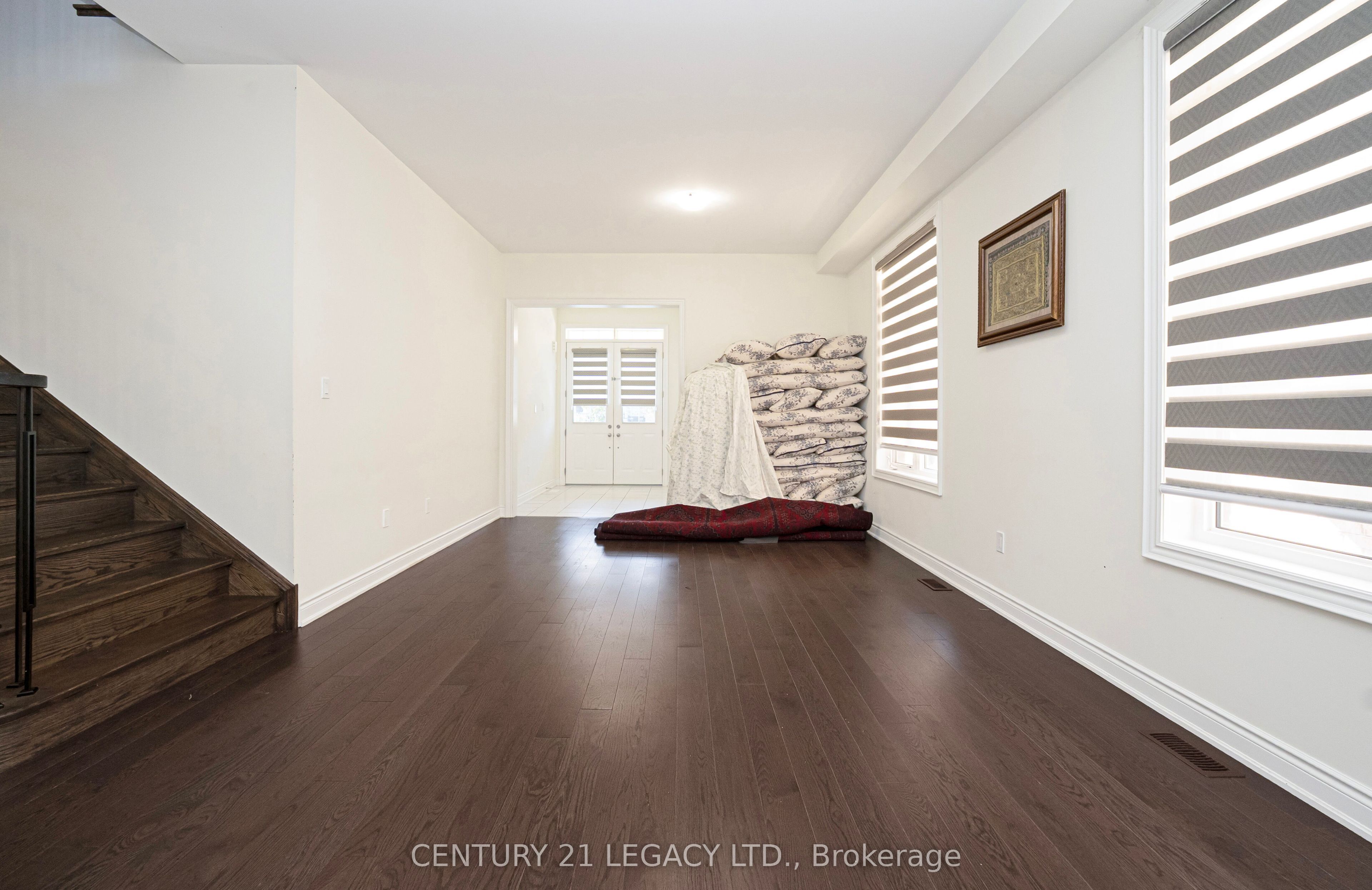 21 Olerud Drive Property Photo 7