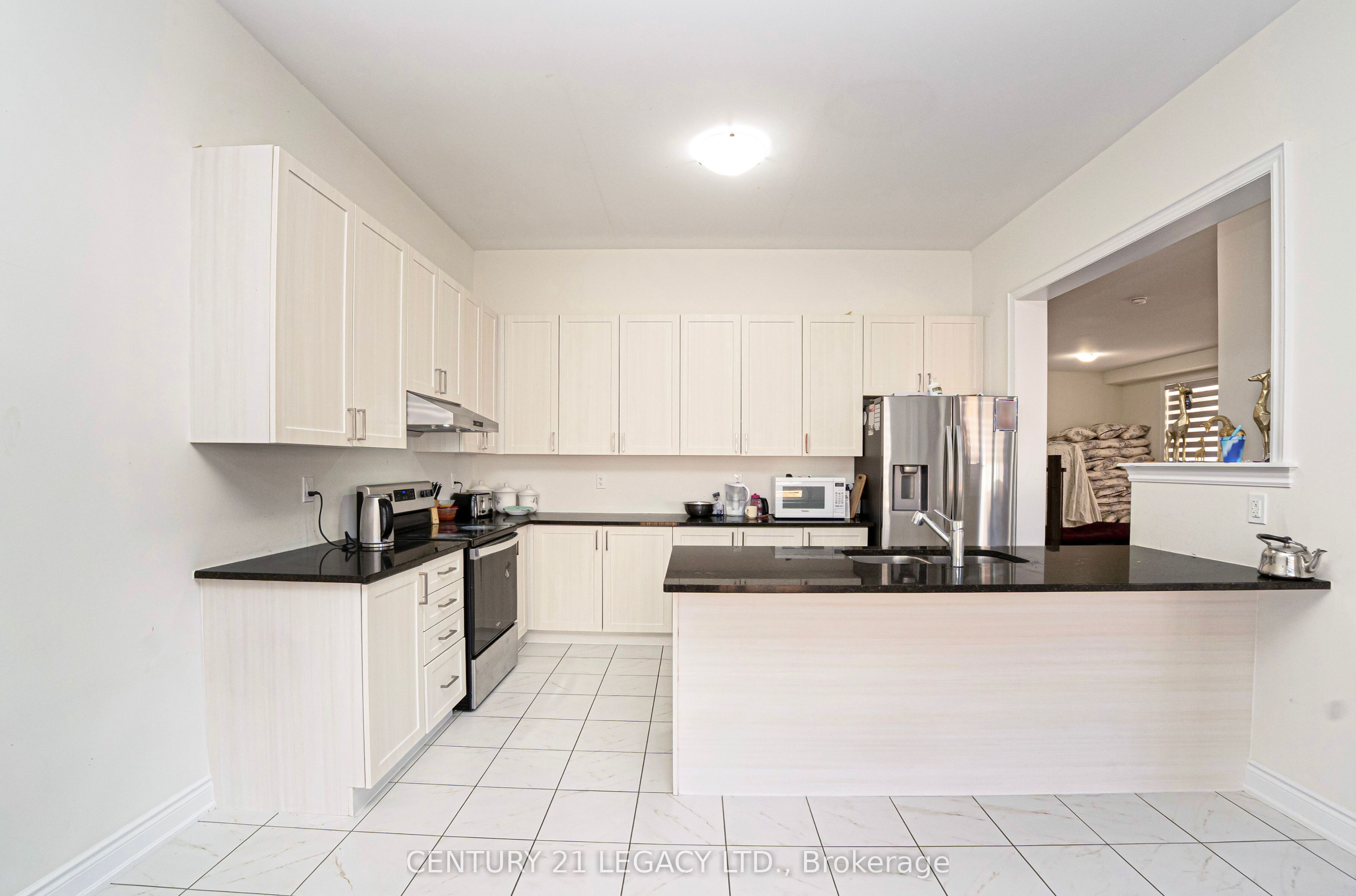 21 Olerud Drive Property Photo 13