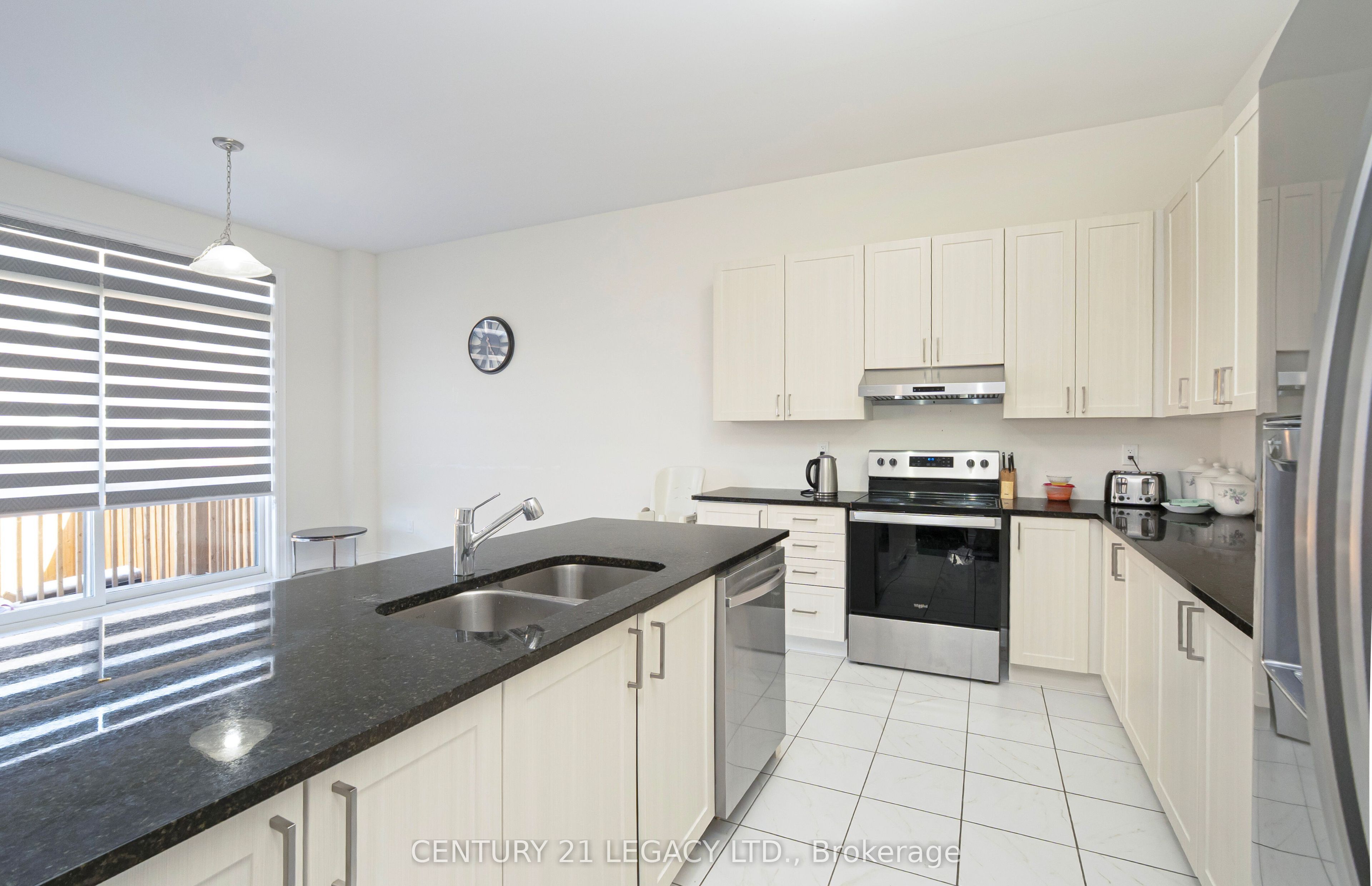 21 Olerud Drive Property Photo 18
