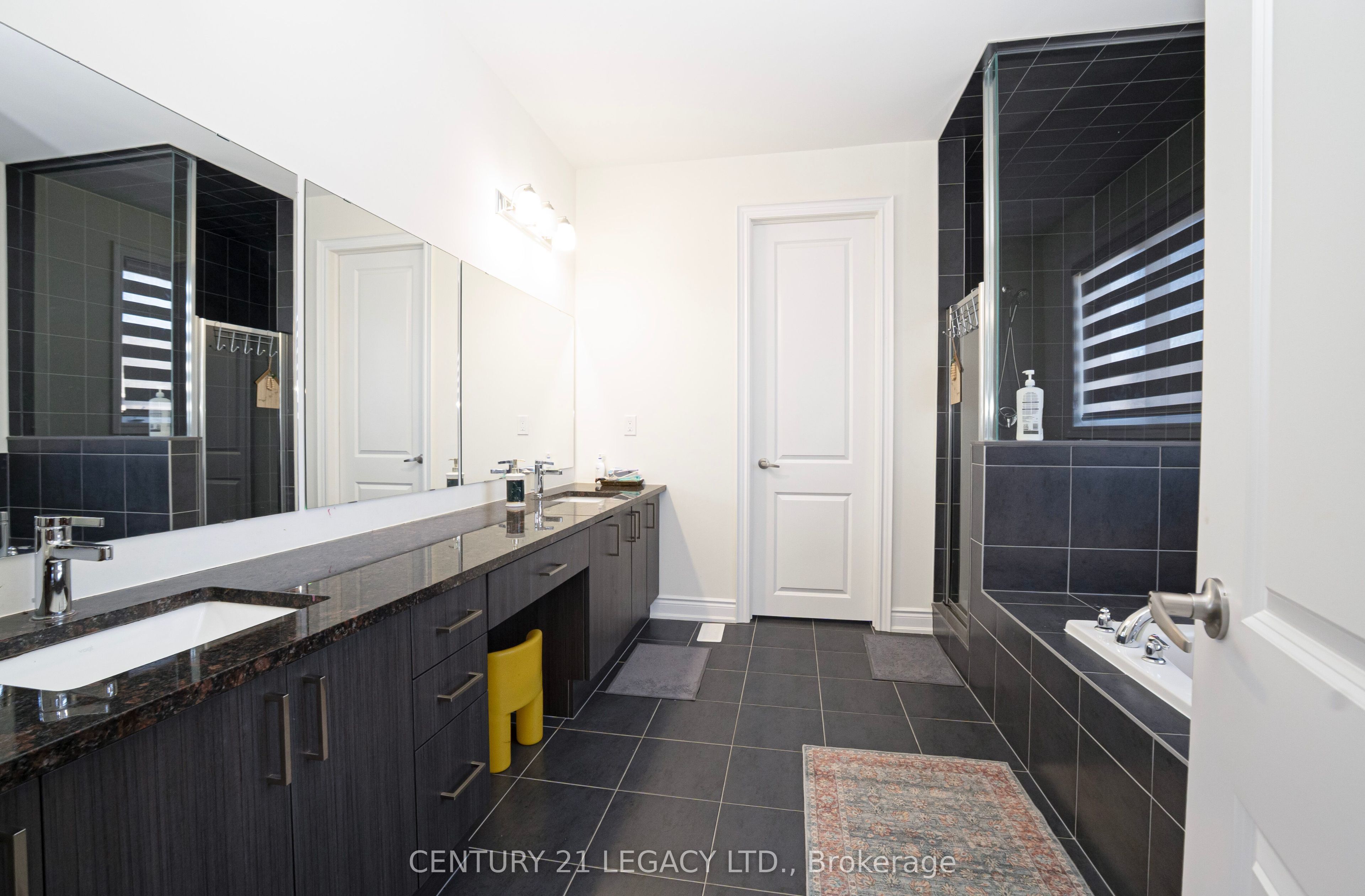 21 Olerud Drive Property Photo 24
