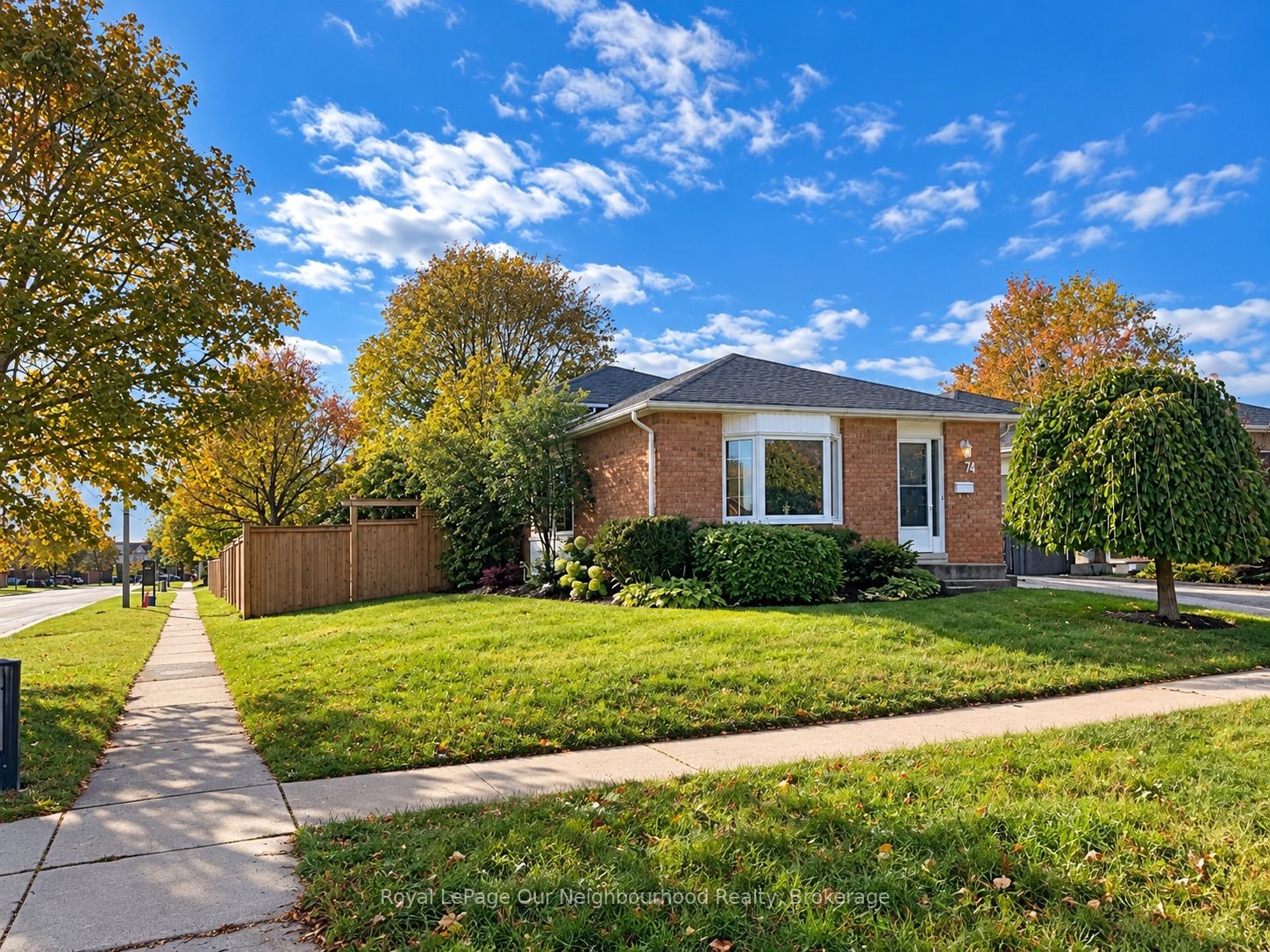 74 Centrefield Drive Property Photo 1