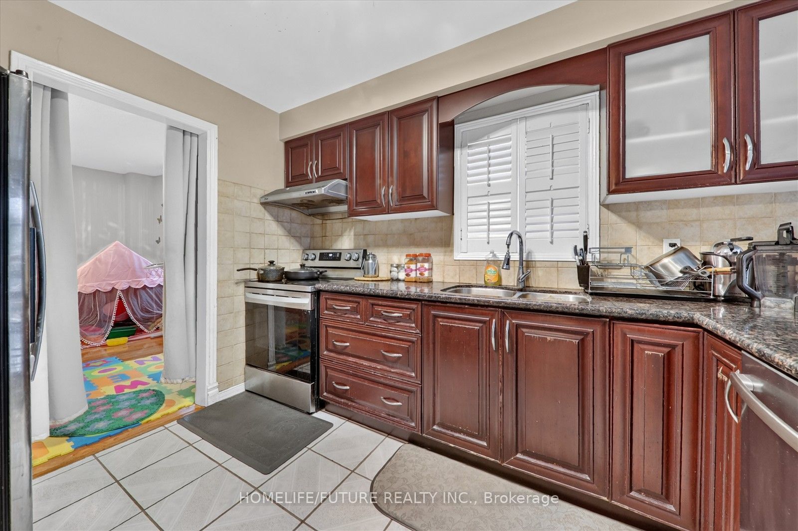 1669 Beaton Way Main & 2nd Property Photo 14
