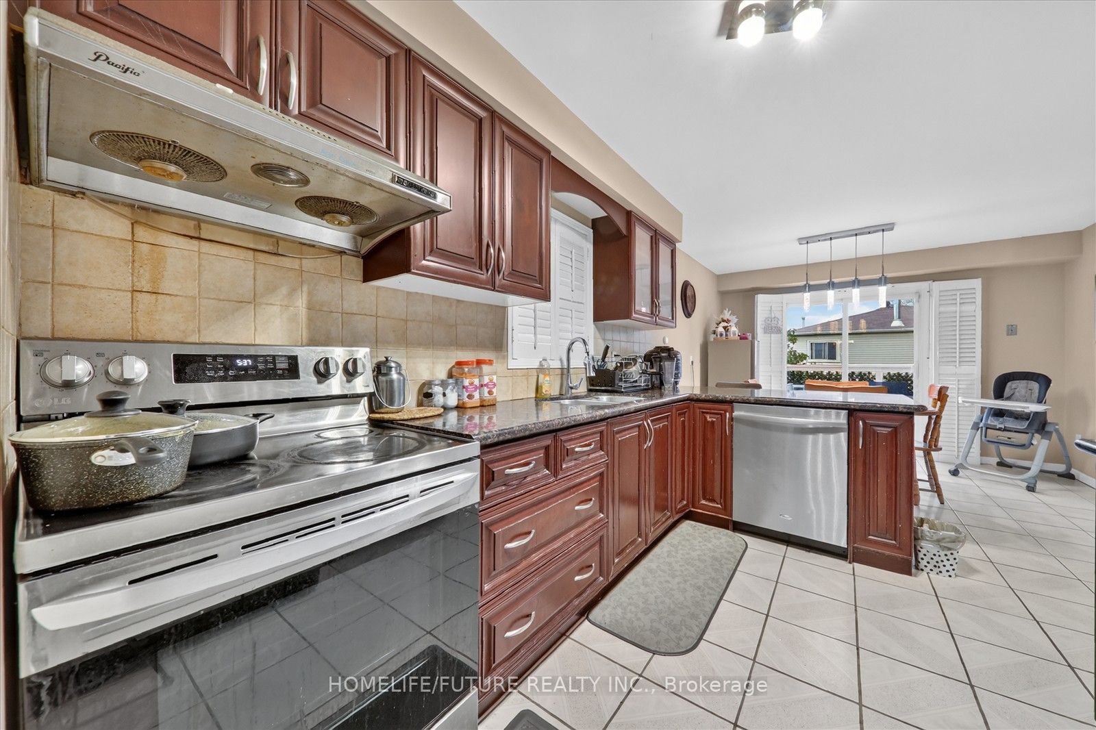 1669 Beaton Way Main & 2nd Property Photo 15