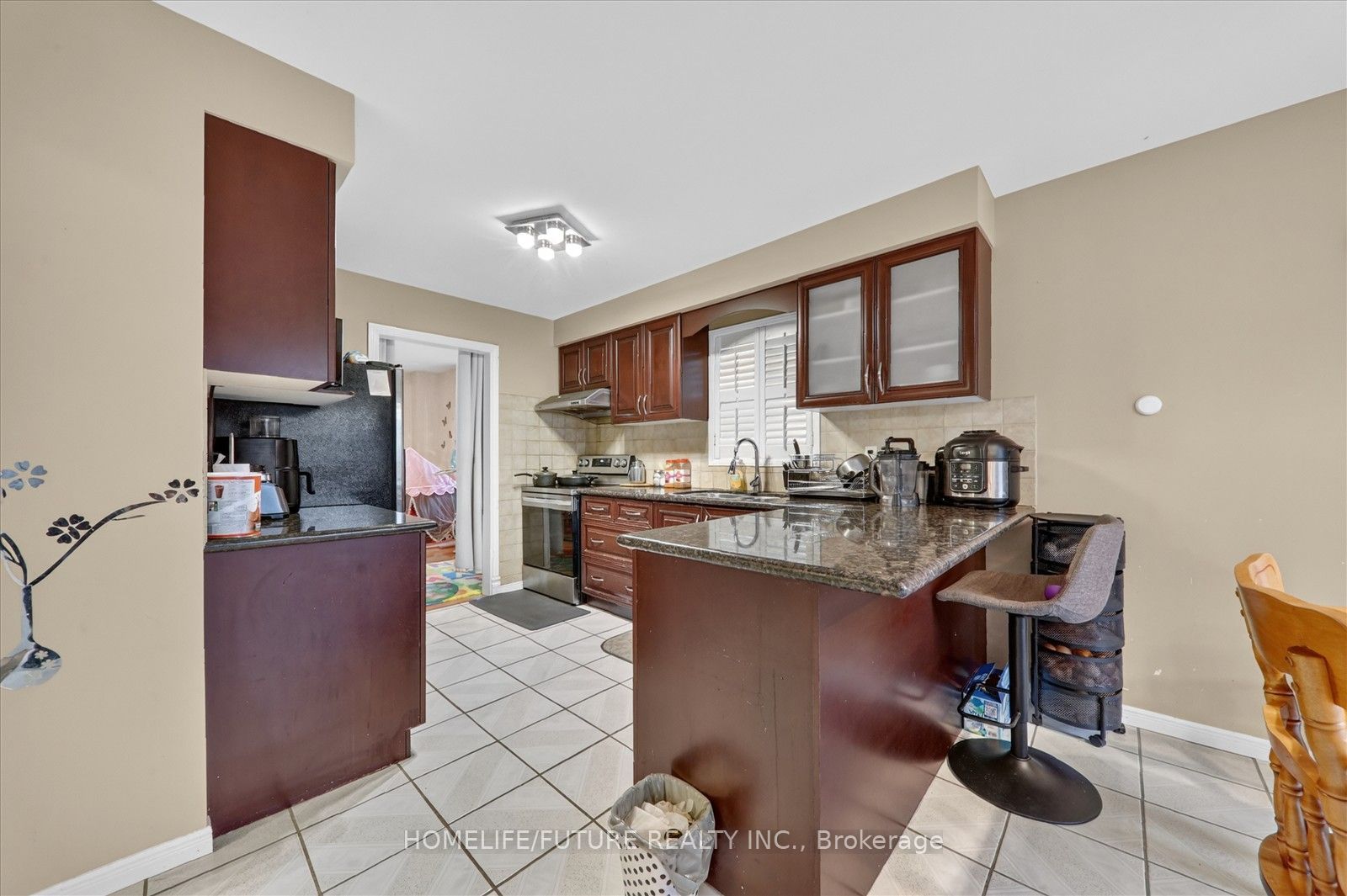 1669 Beaton Way Main & 2nd Property Photo 16
