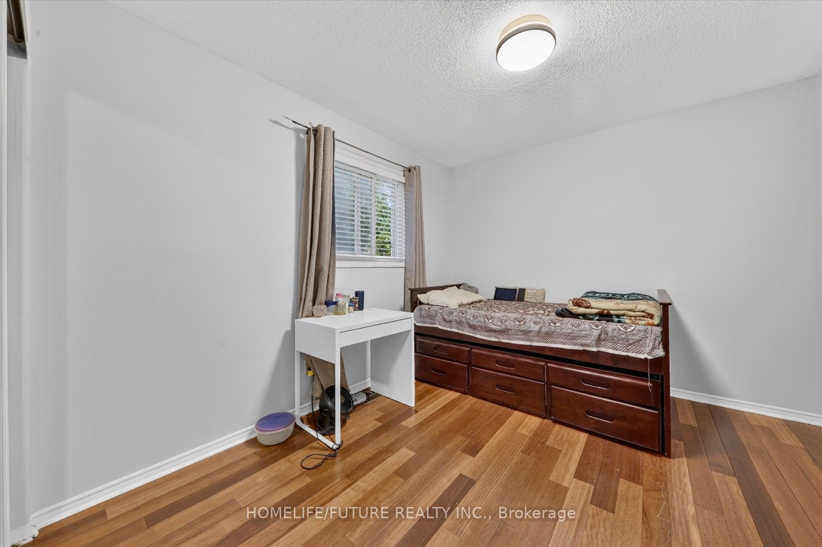 1669 Beaton Way Main & 2nd Property Photo 27