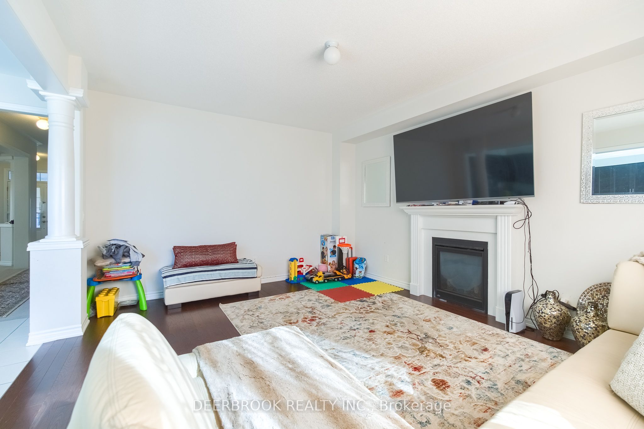 1945 Douglas Langtree Drive Property Photo 8