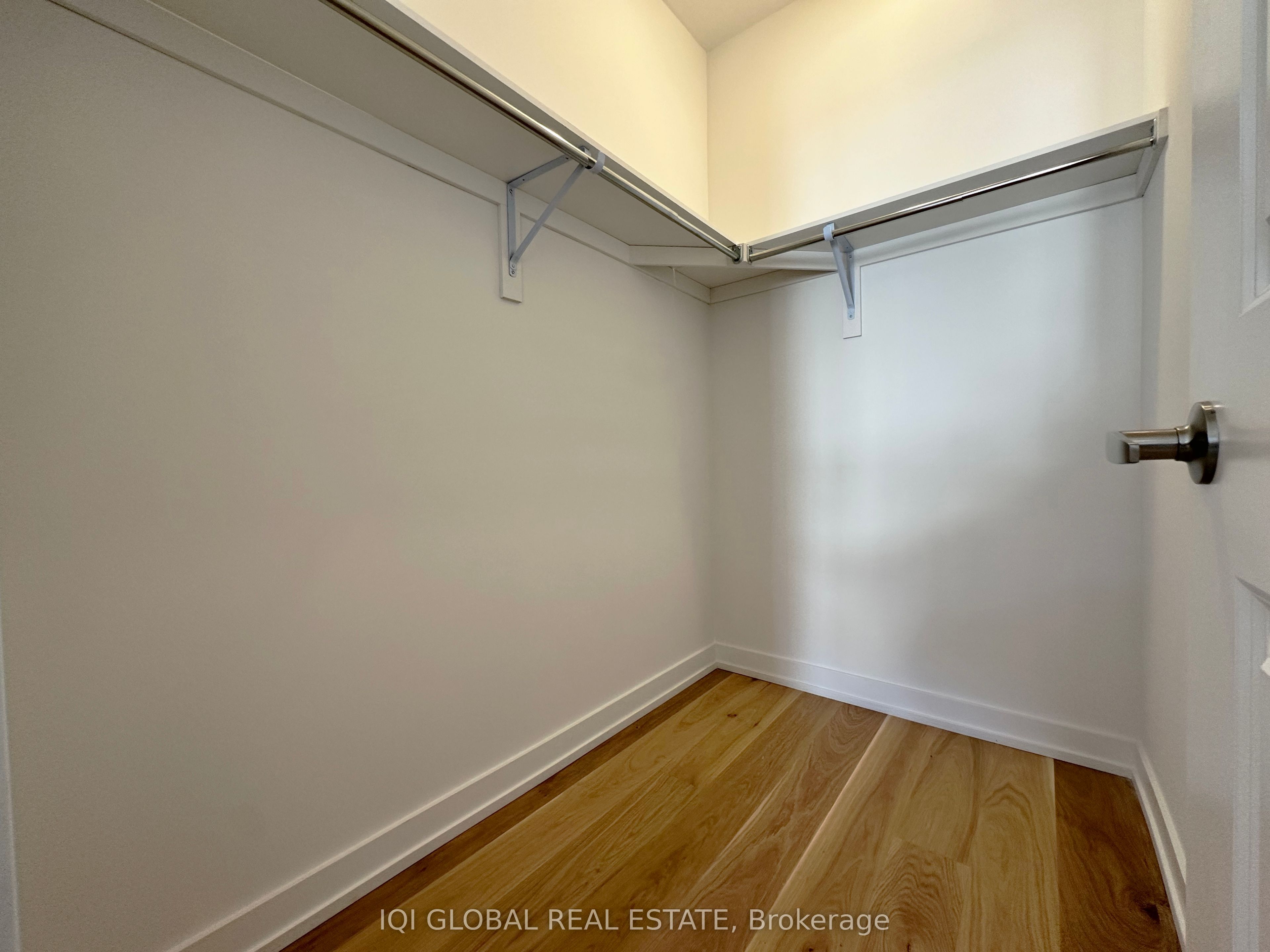 1655 Palmers Sawmill Road 302 Property Photo 14