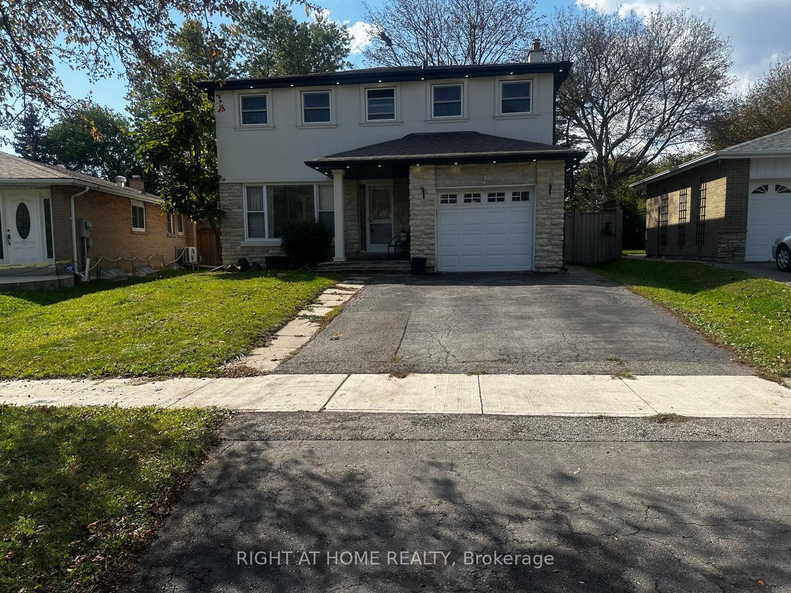 71 Sandrift Square Property Photo 2