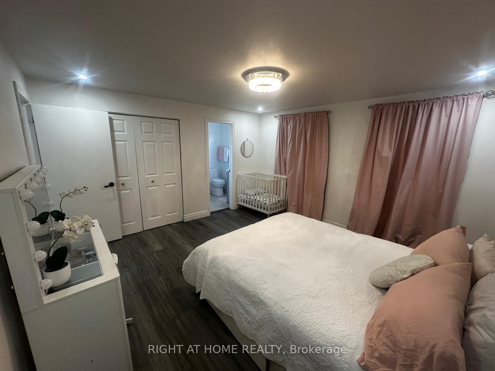 71 Sandrift Square Property Photo 19