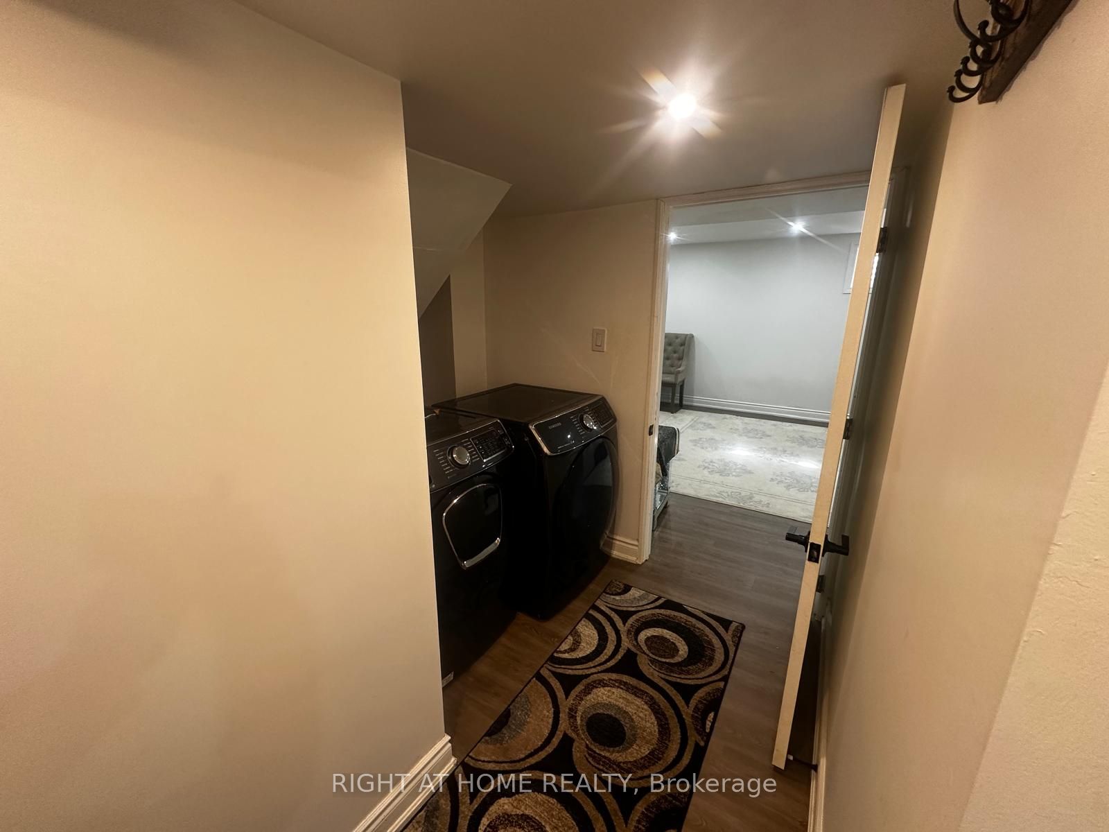 71 Sandrift Square Property Photo 38